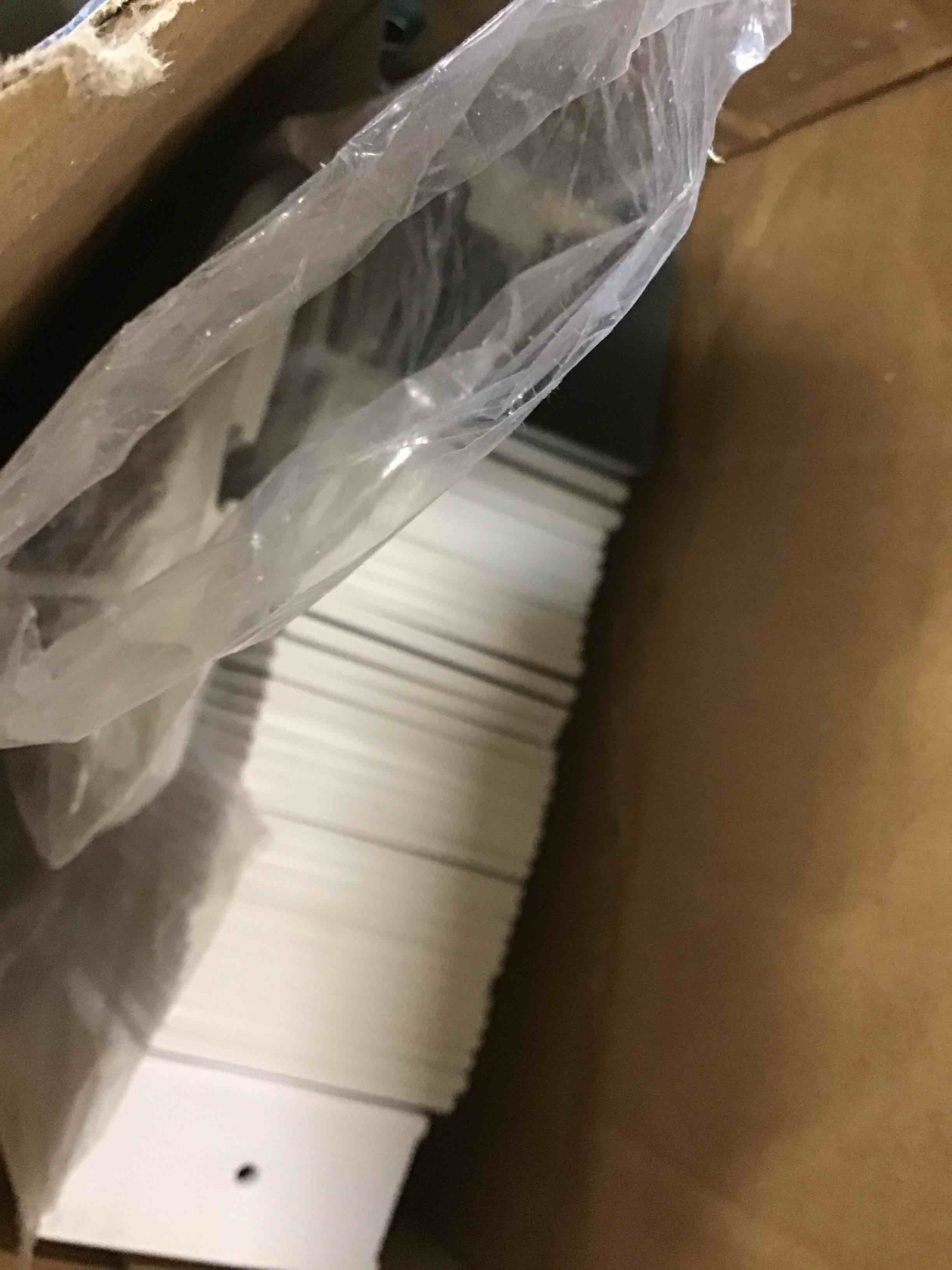 https://s3.amazonaws.com/lotting-images-prod/bidfta/GRN6200781_1713274657408.jpeg