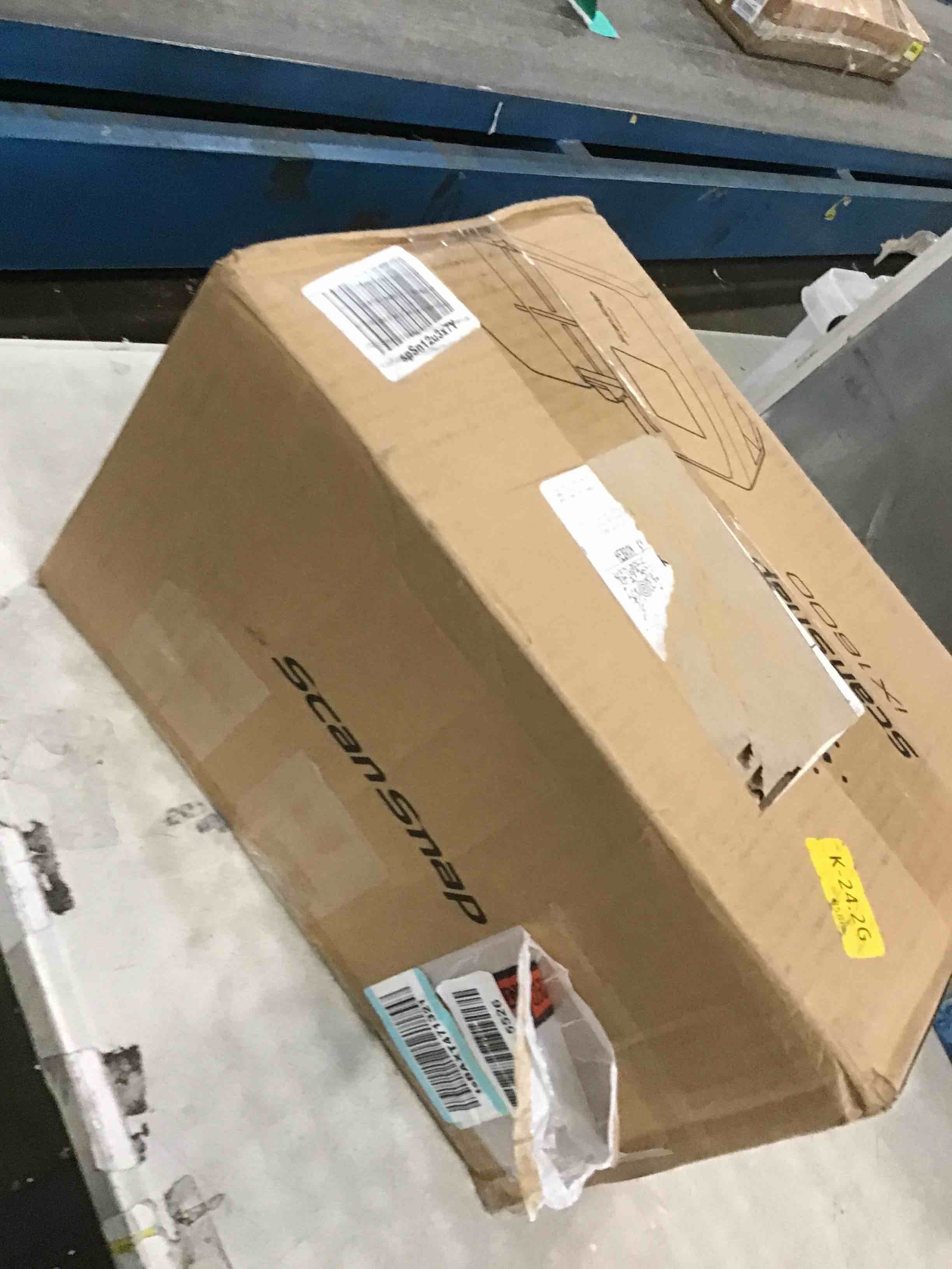 https://s3.amazonaws.com/lotting-images-prod/bidfta/GRN6201332_1713374037476.jpeg