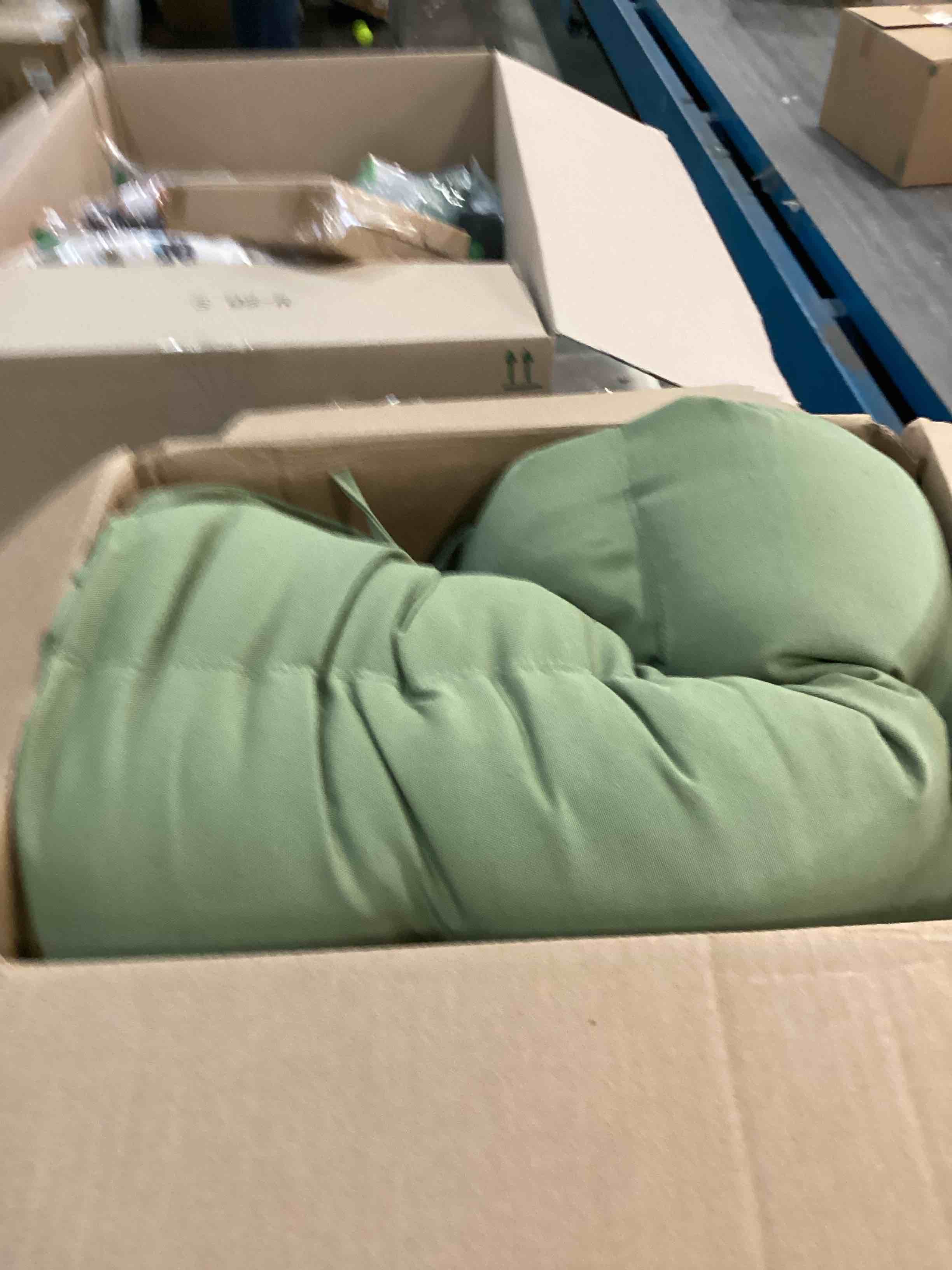 https://s3.amazonaws.com/lotting-images-prod/bidfta/GRN6201896_1712849939400.jpeg