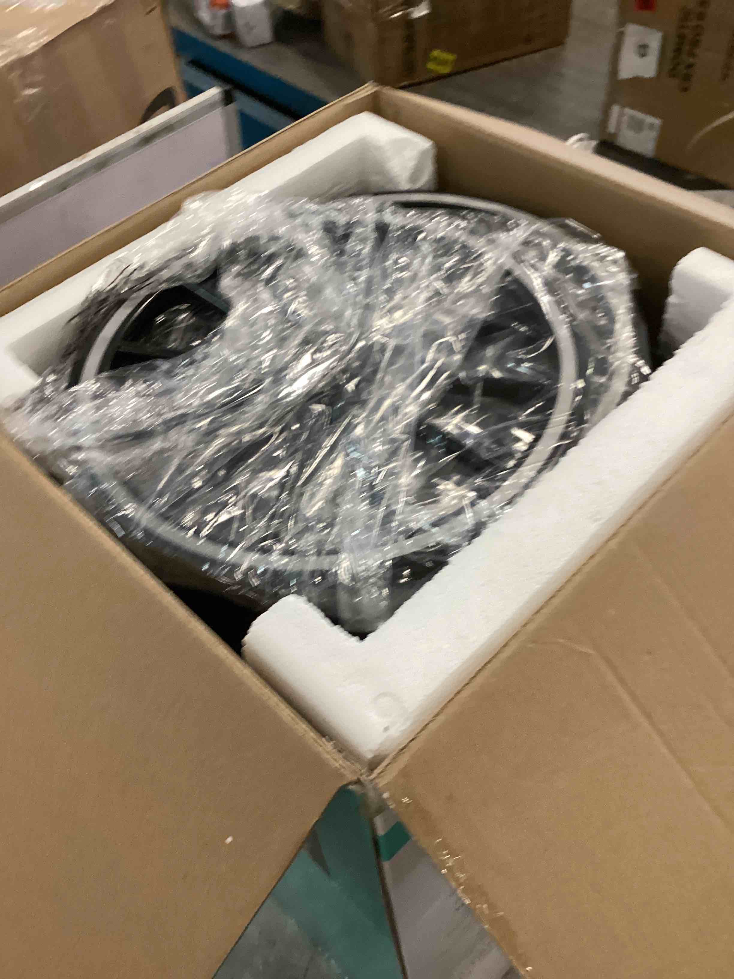 https://s3.amazonaws.com/lotting-images-prod/bidfta/GRN6202188_1713211278858.jpeg