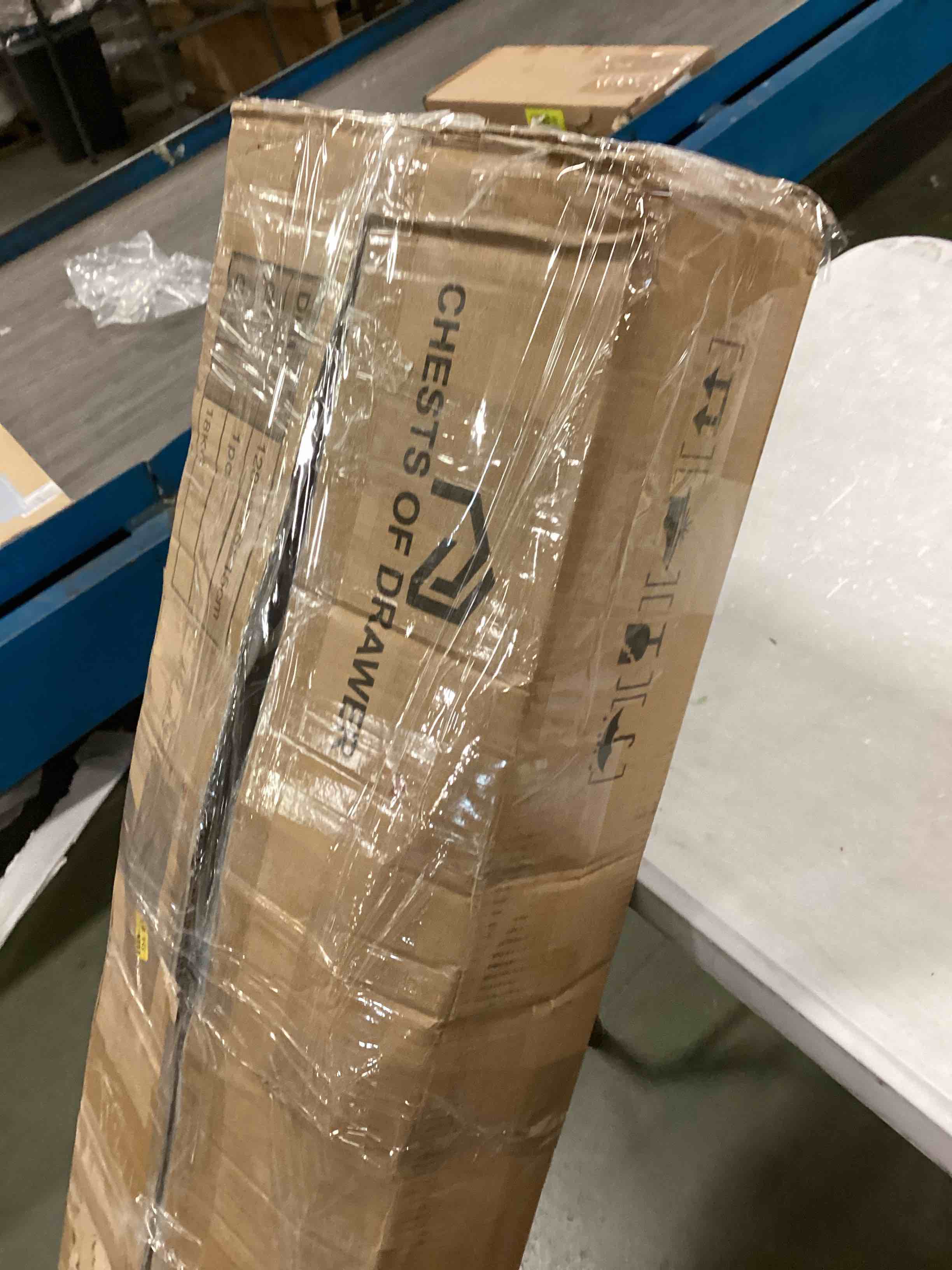 https://s3.amazonaws.com/lotting-images-prod/bidfta/GRN6202554_1714216782318.jpeg