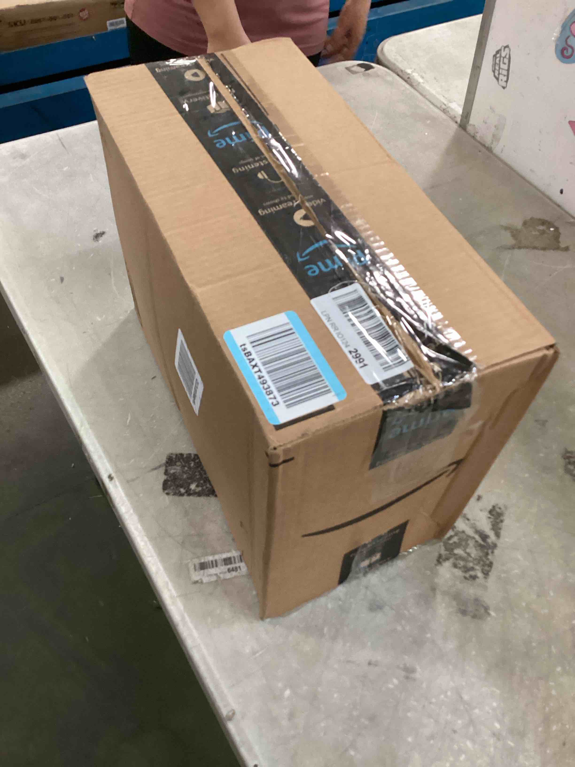 https://s3.amazonaws.com/lotting-images-prod/bidfta/GRN6202665_1714575551394.jpeg
