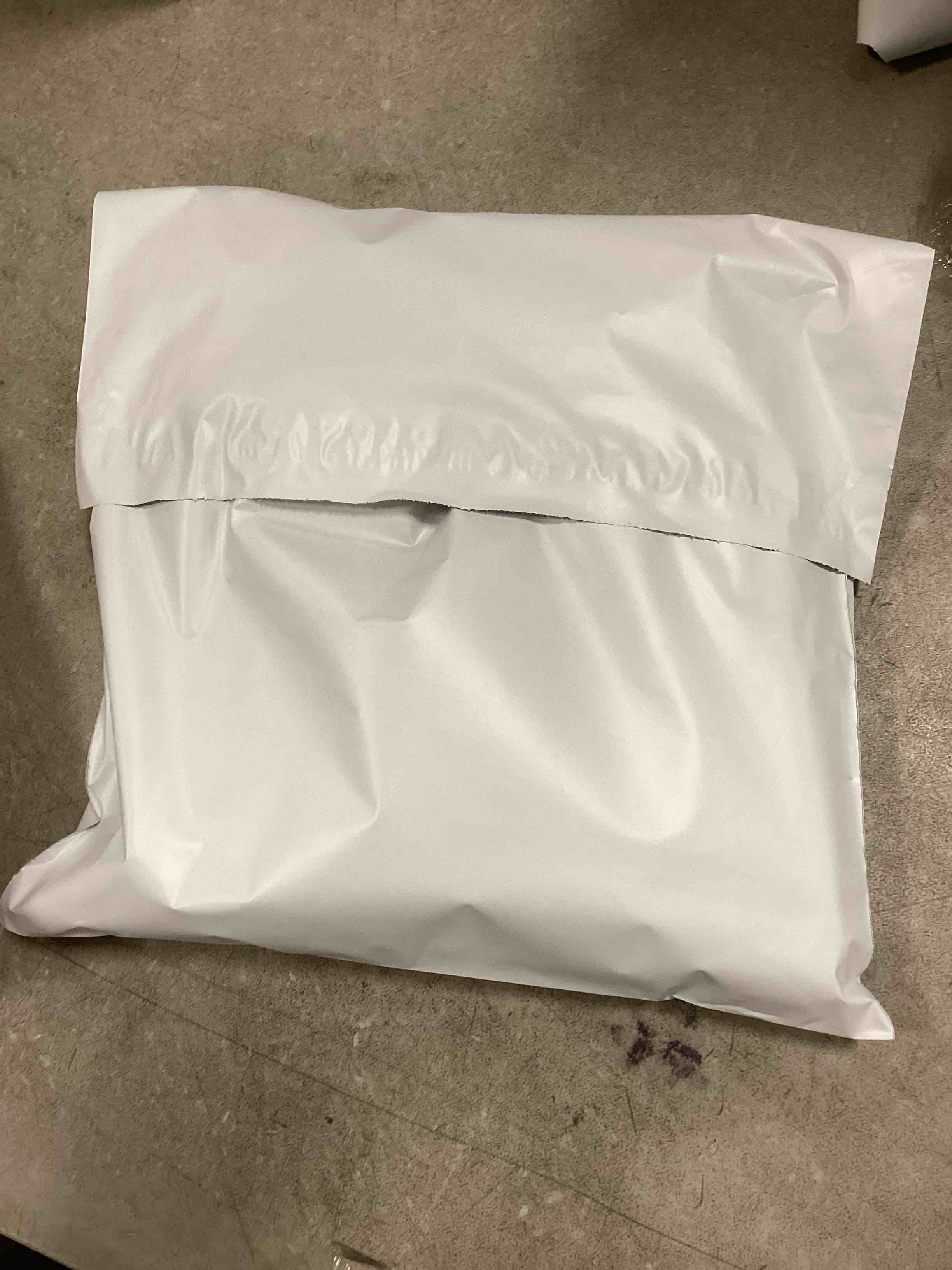 https://s3.amazonaws.com/lotting-images-prod/bidfta/GRN6205243_1713270174858.jpeg
