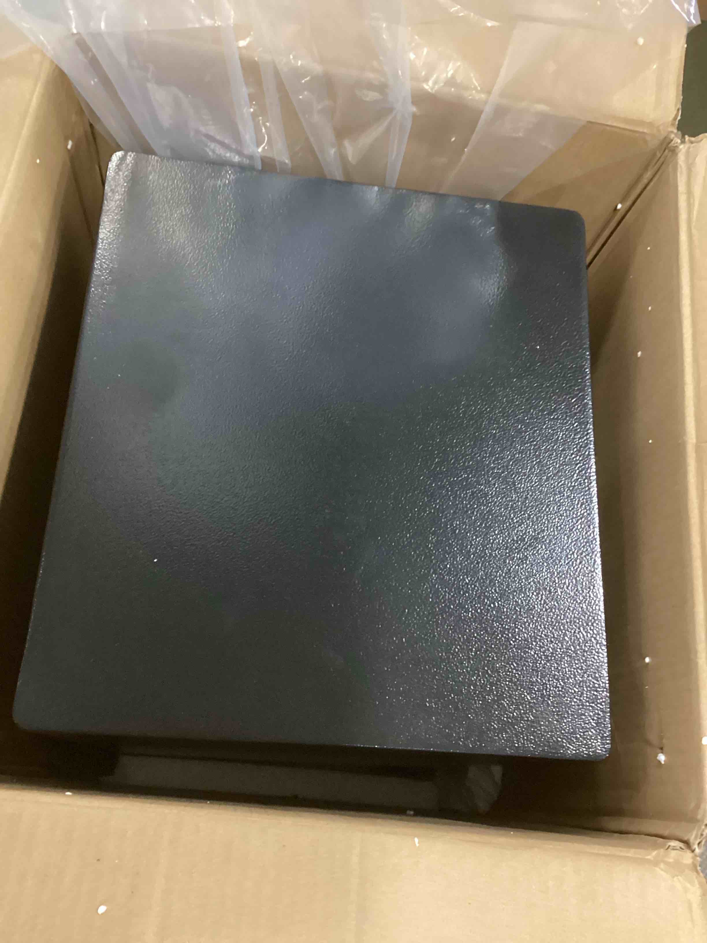 https://s3.amazonaws.com/lotting-images-prod/bidfta/GRN6205366_1713291050426.jpeg
