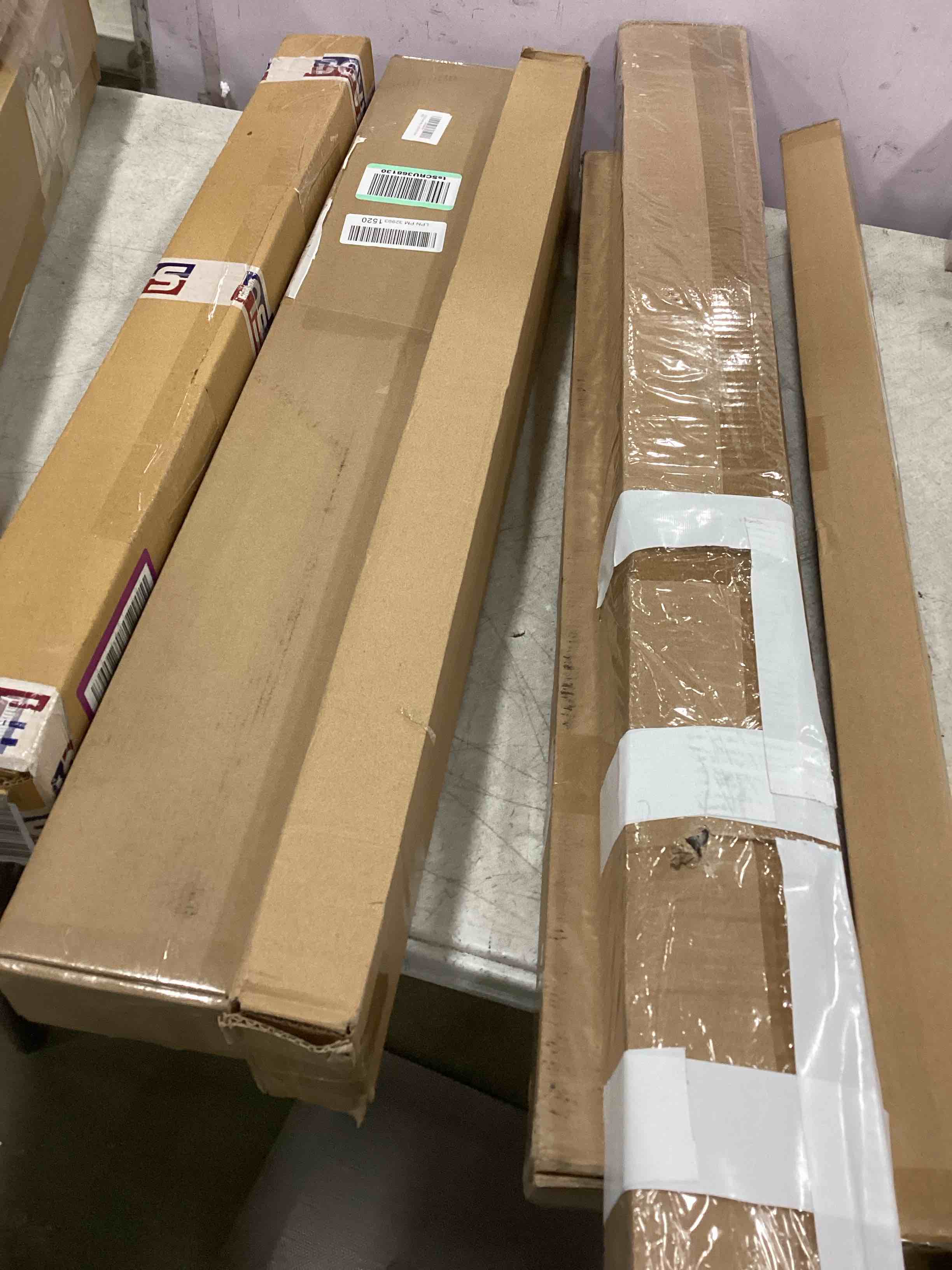 assorted item miscellaneous curtain rod/ and more