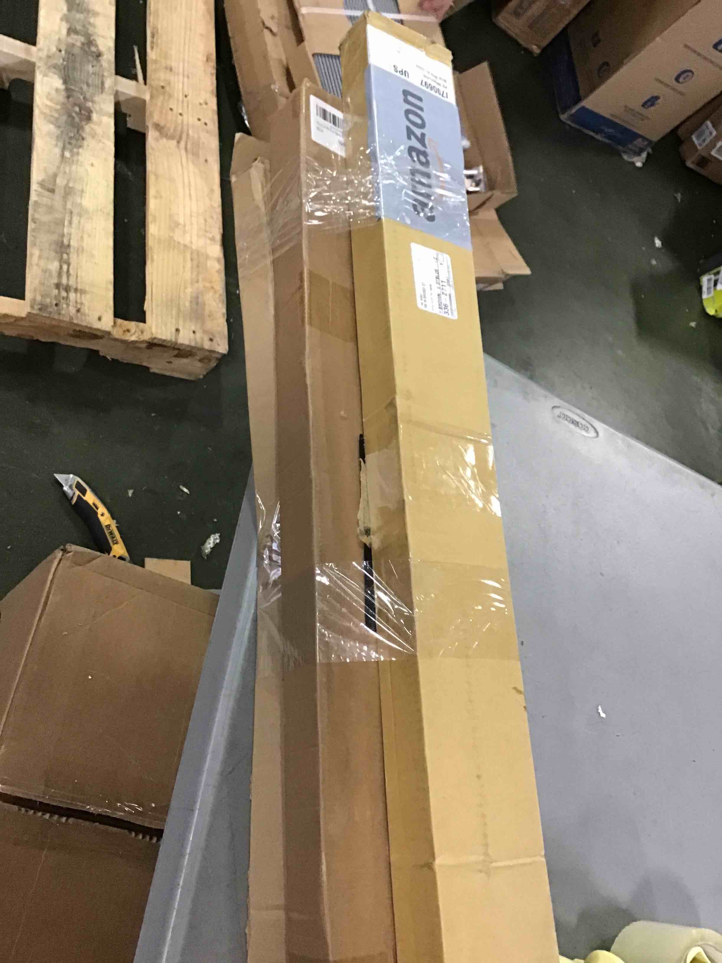 https://s3.amazonaws.com/lotting-images-prod/bidfta/GRN6206459_1713290210007.jpeg