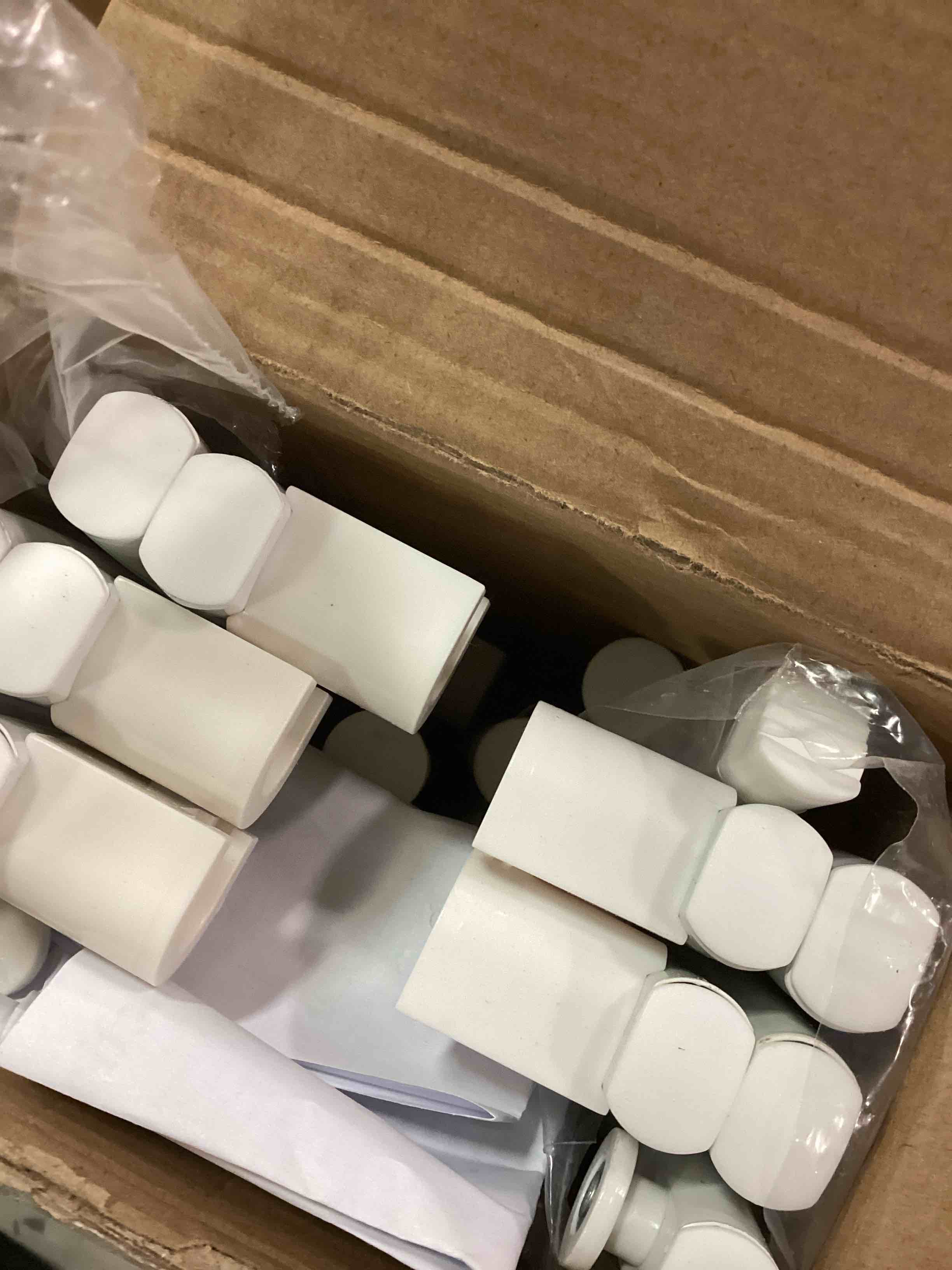 https://s3.amazonaws.com/lotting-images-prod/bidfta/GRN6206899_1713901497671.jpeg