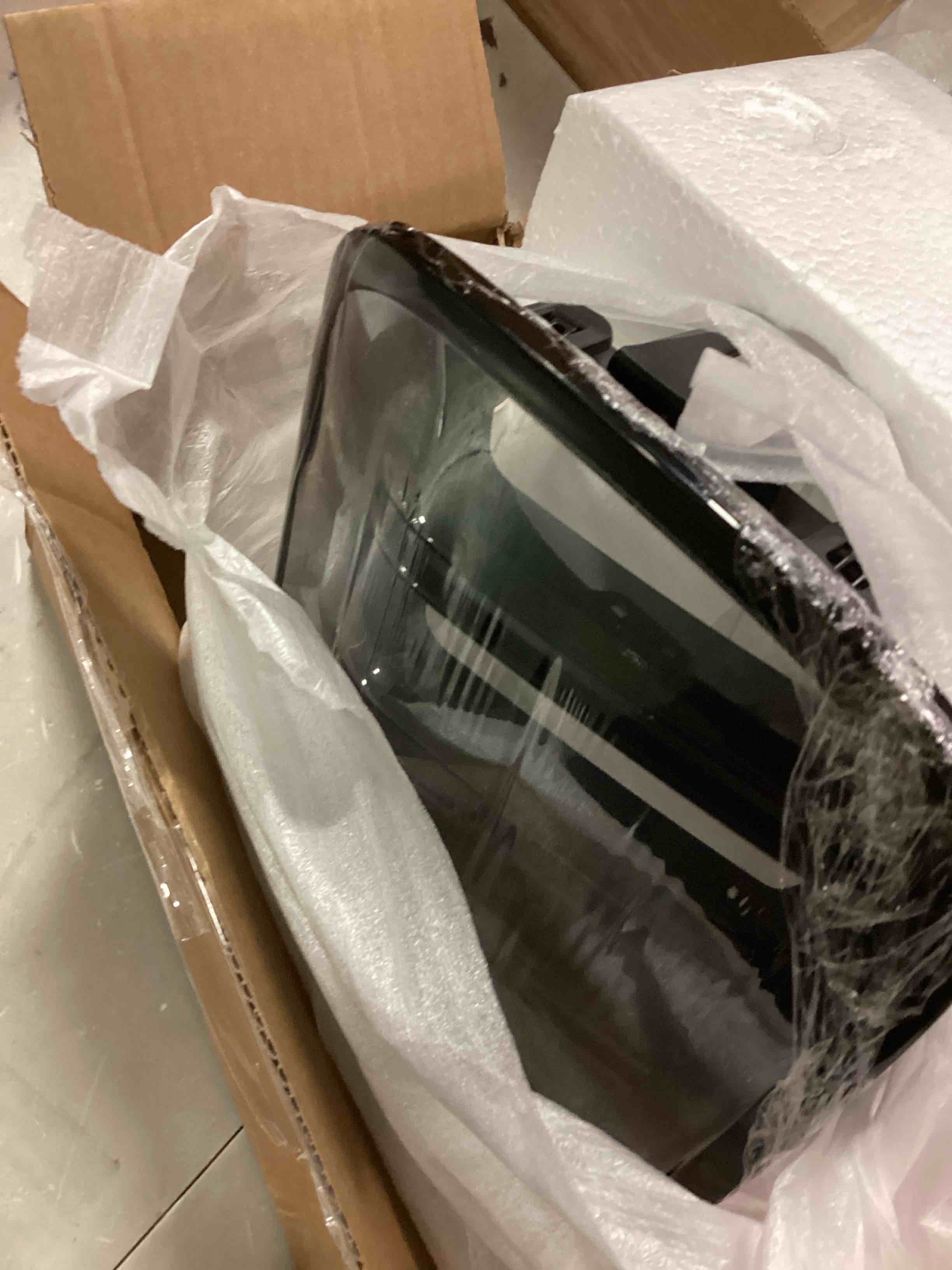 https://s3.amazonaws.com/lotting-images-prod/bidfta/GRN6206904_1713902104693.jpeg