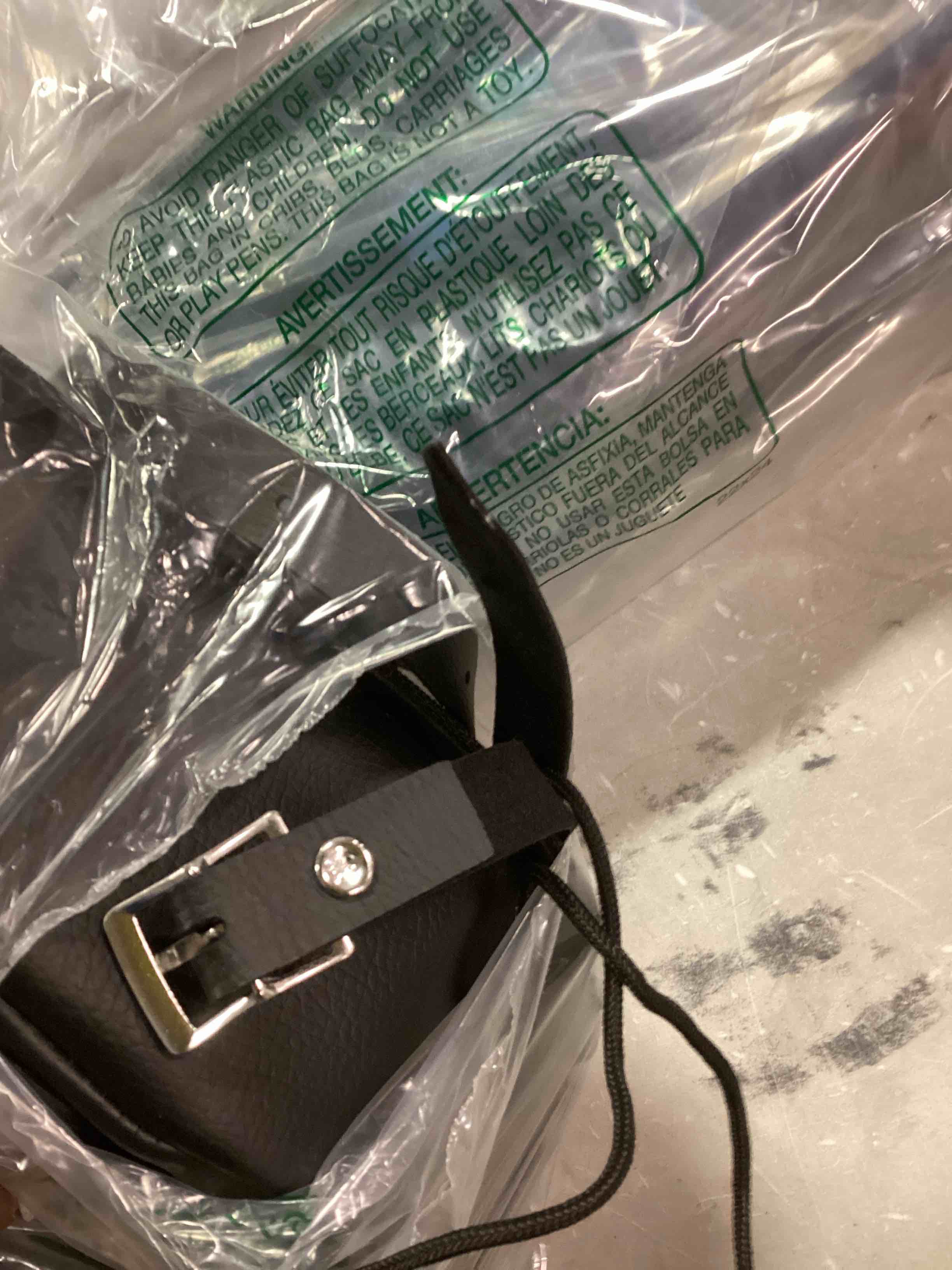 https://s3.amazonaws.com/lotting-images-prod/bidfta/GRN6207164_1714052327403.jpeg