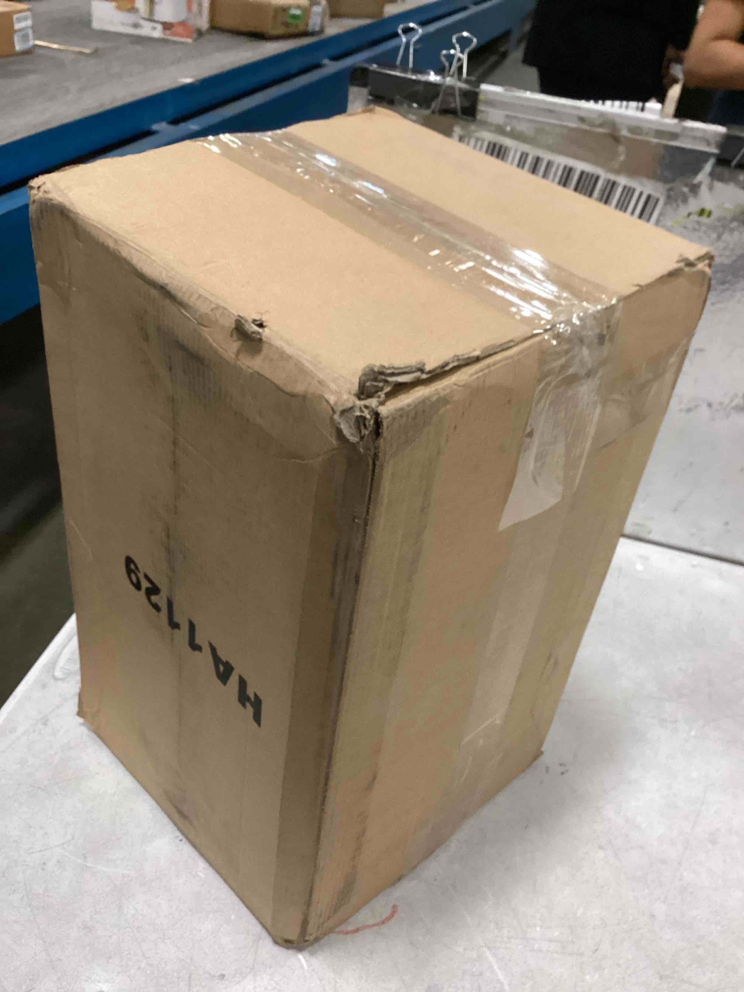 https://s3.amazonaws.com/lotting-images-prod/bidfta/GRN6207711_1712750121855.jpeg