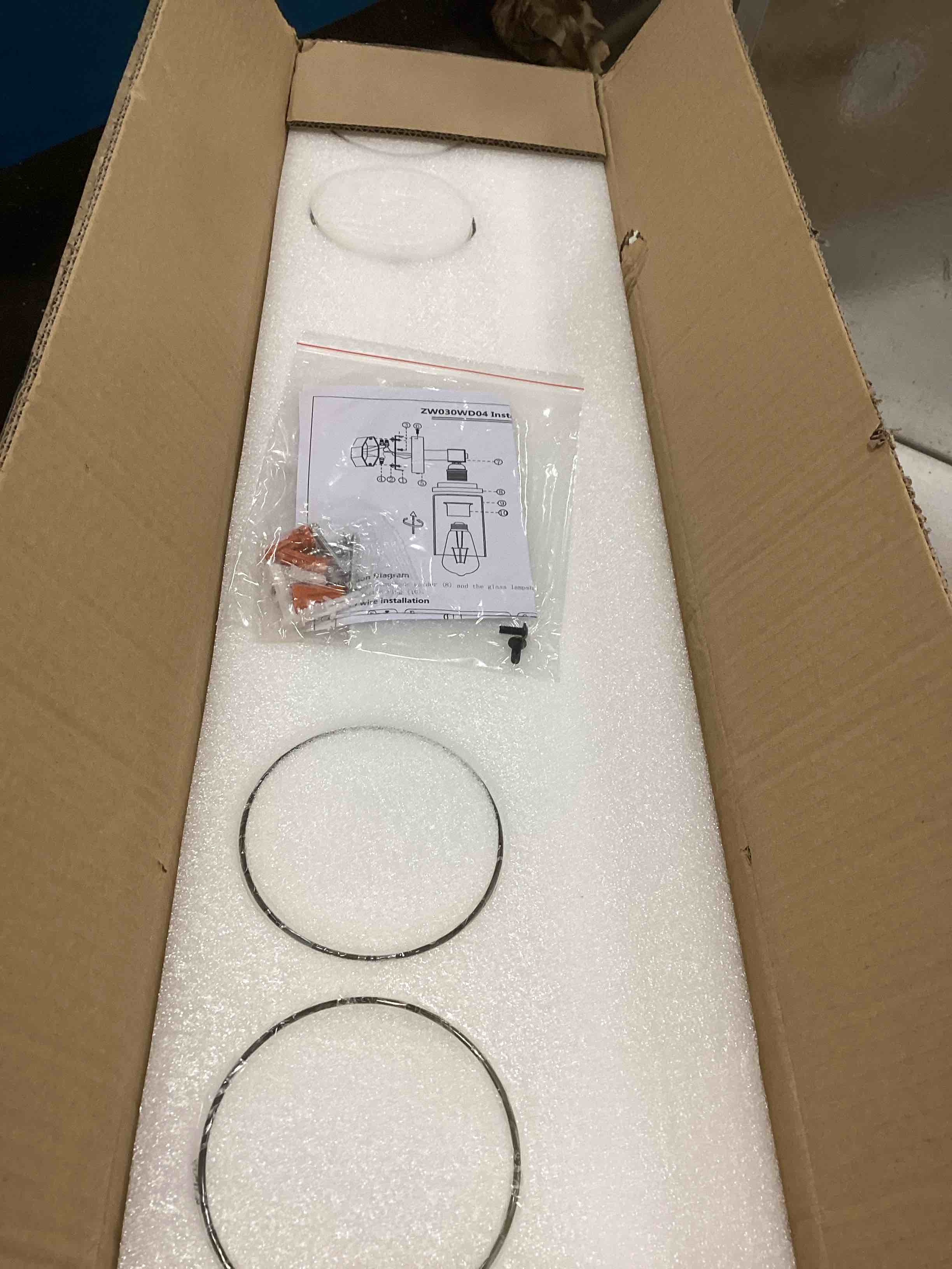 https://s3.amazonaws.com/lotting-images-prod/bidfta/GRN6207891_1712766616353.jpeg