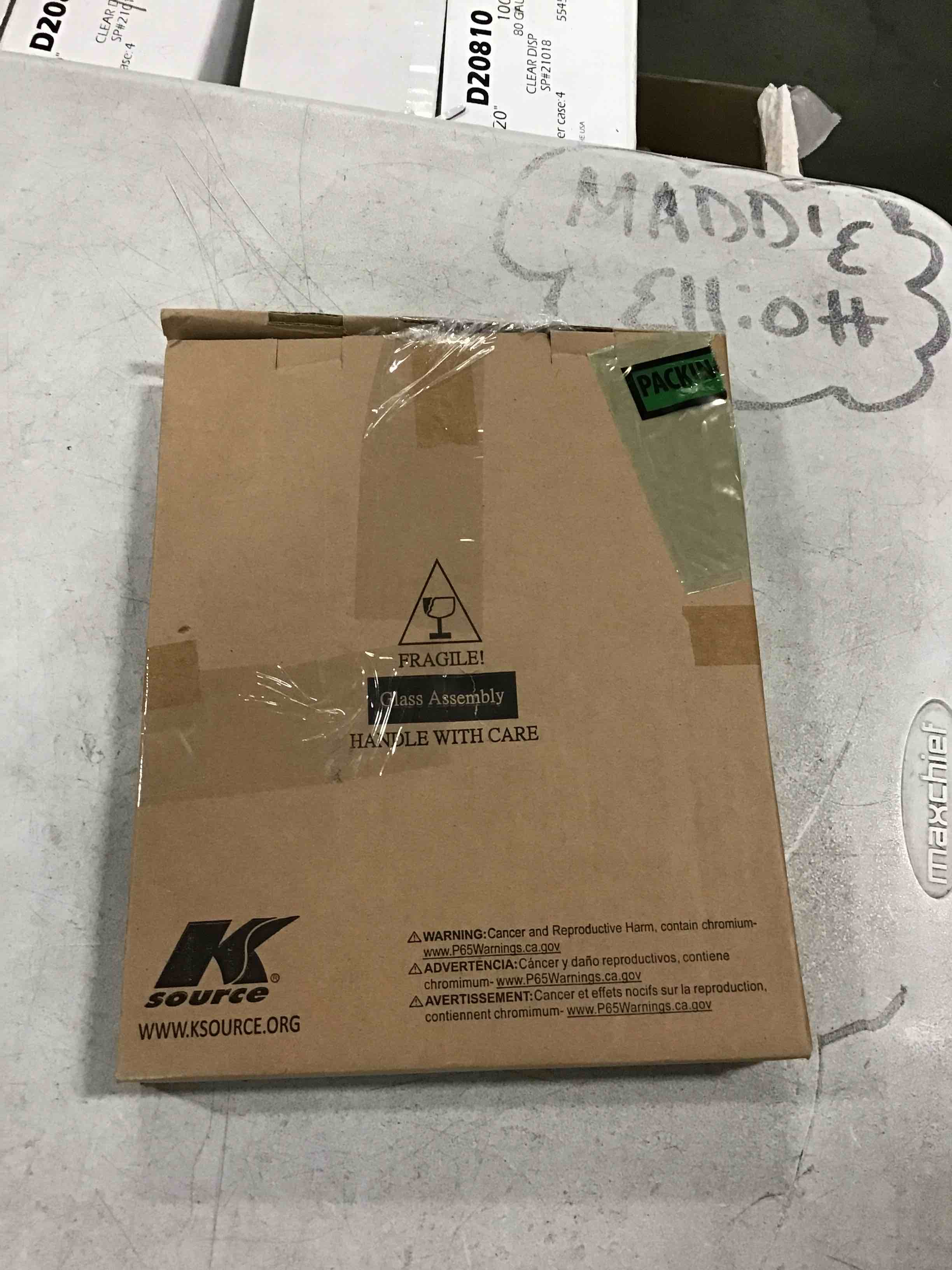 https://s3.amazonaws.com/lotting-images-prod/bidfta/GRN6209108_1712860653421.jpeg