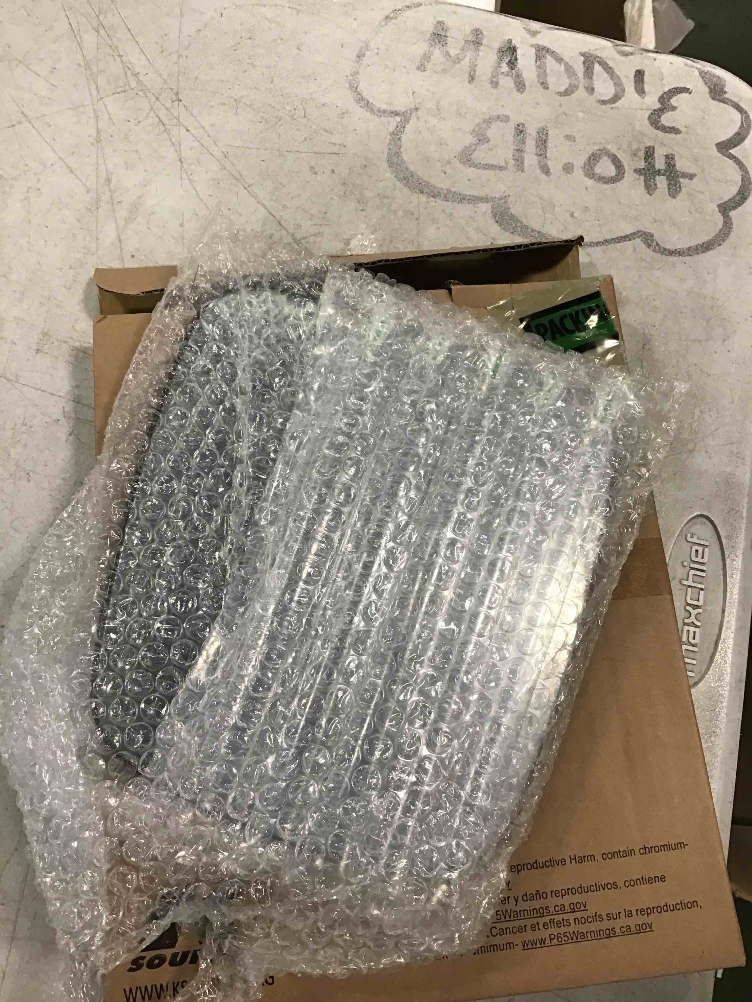 https://s3.amazonaws.com/lotting-images-prod/bidfta/GRN6209108_1712860681633.jpeg