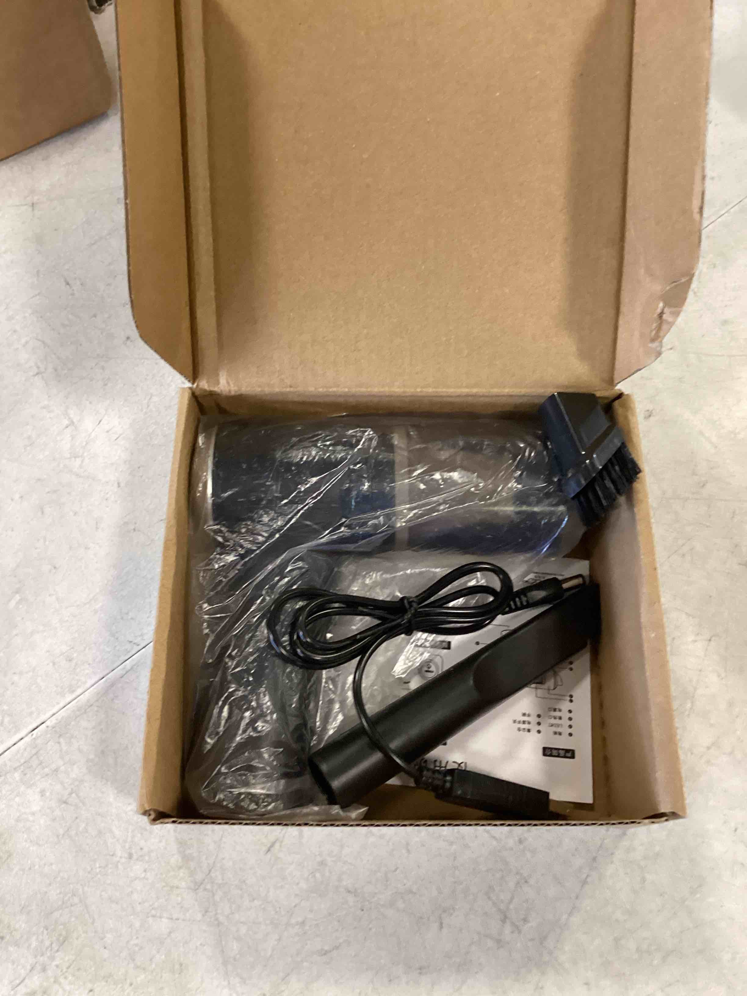 https://s3.amazonaws.com/lotting-images-prod/bidfta/GRN6209784_1713286760163.jpeg