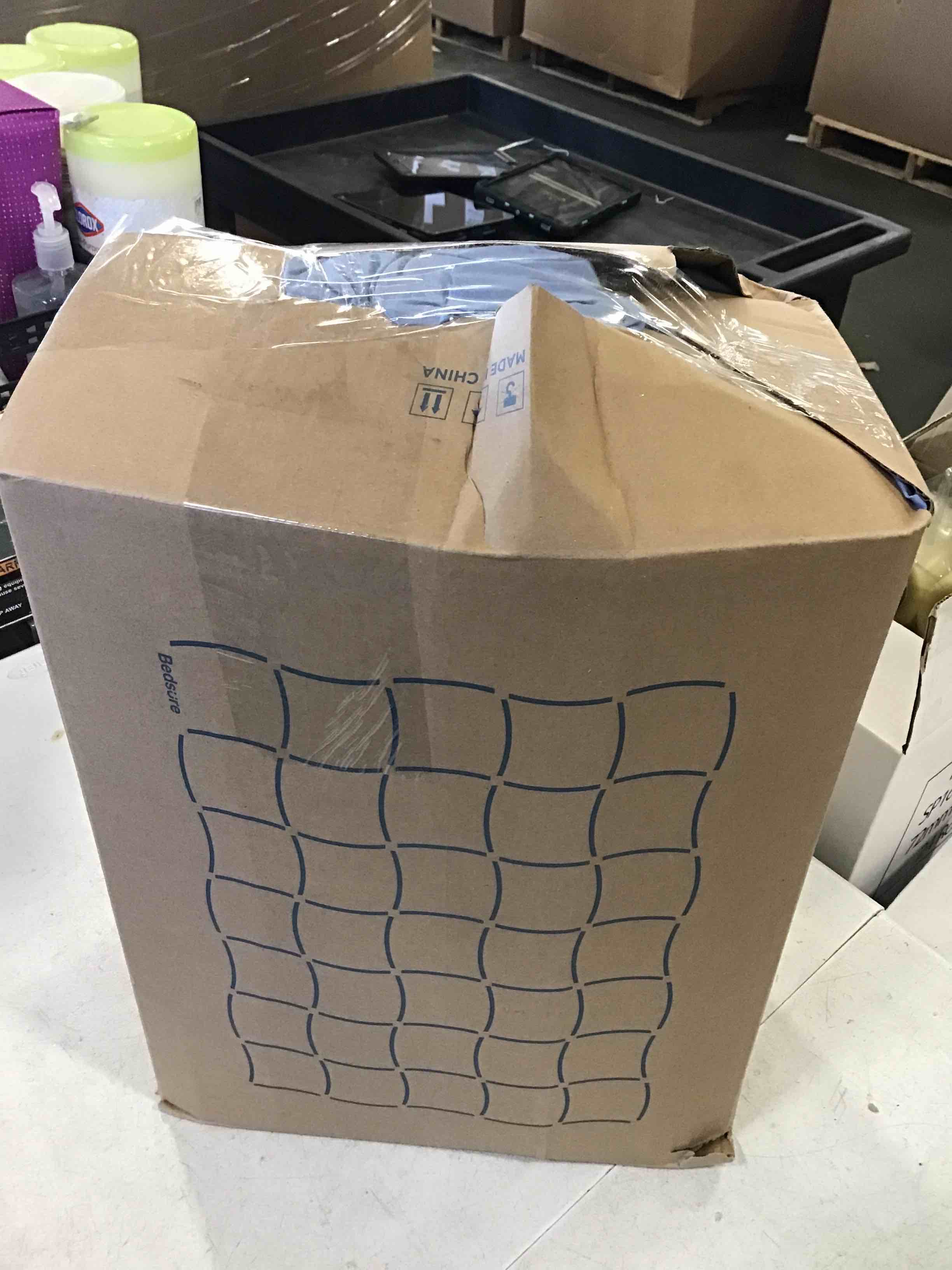 https://s3.amazonaws.com/lotting-images-prod/bidfta/GRN6210055_1713444638289.jpeg
