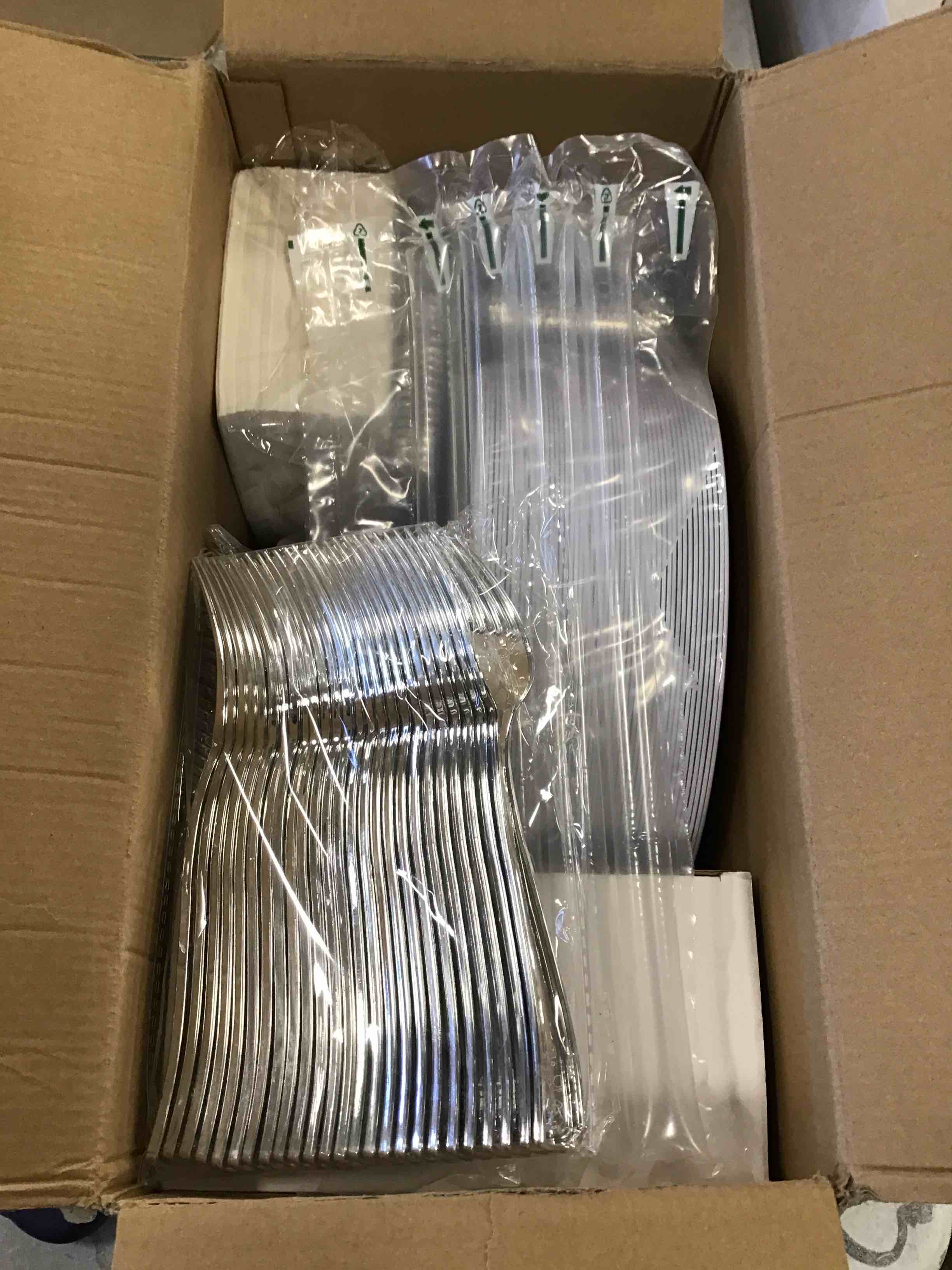 https://s3.amazonaws.com/lotting-images-prod/bidfta/GRN6210076_1713442142564.jpeg