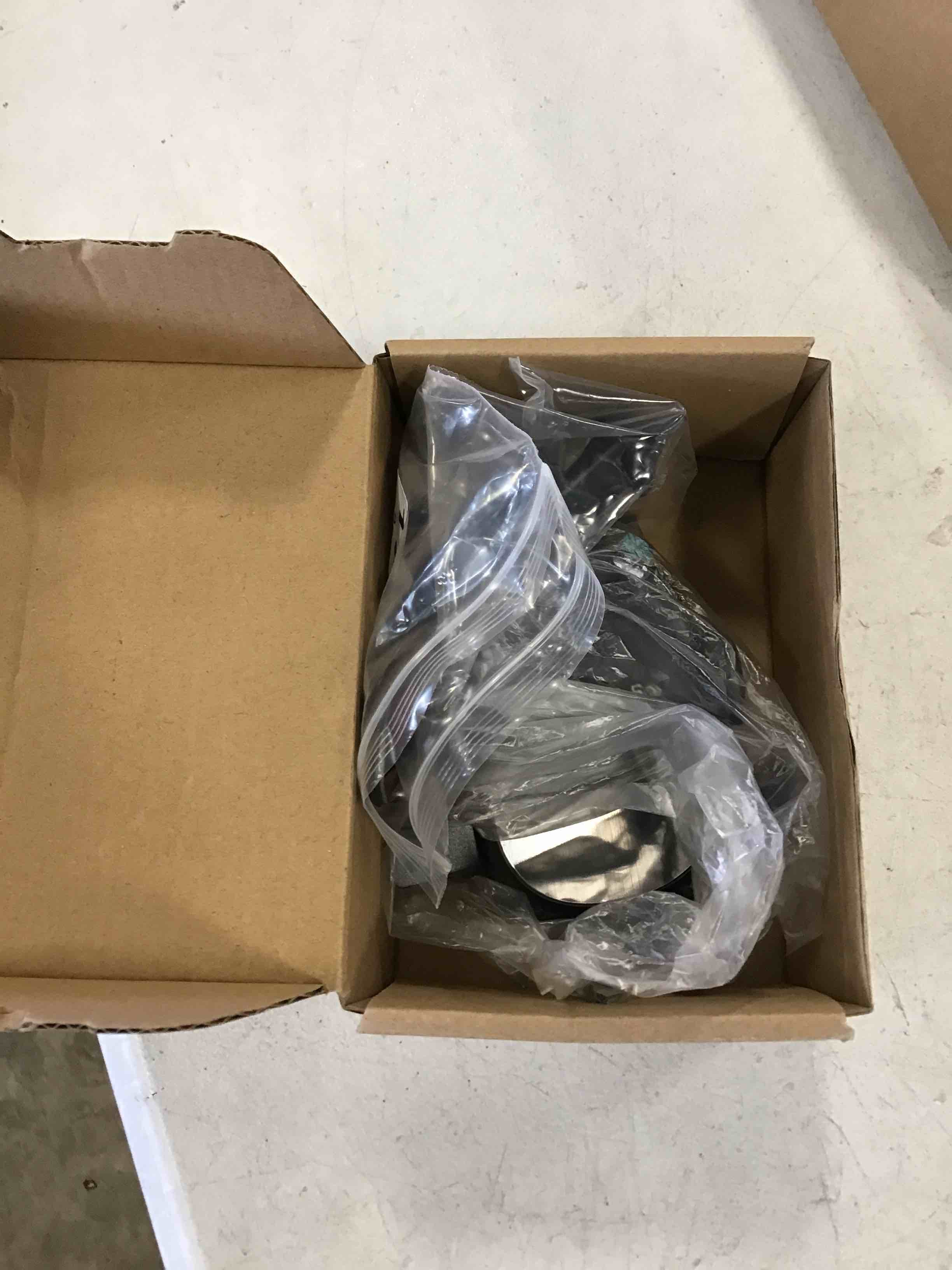 https://s3.amazonaws.com/lotting-images-prod/bidfta/GRN6210218_1713459169695.jpeg