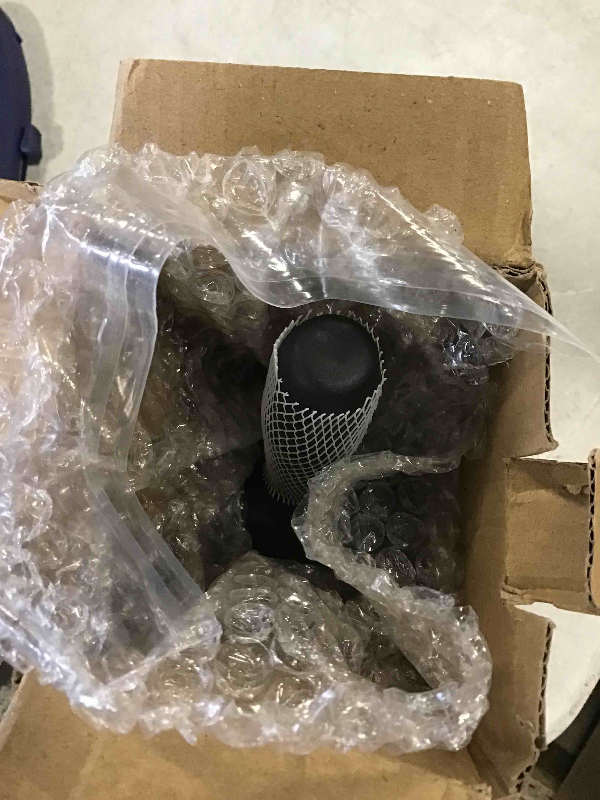 https://s3.amazonaws.com/lotting-images-prod/bidfta/GRN6210289_1713466508233.jpeg
