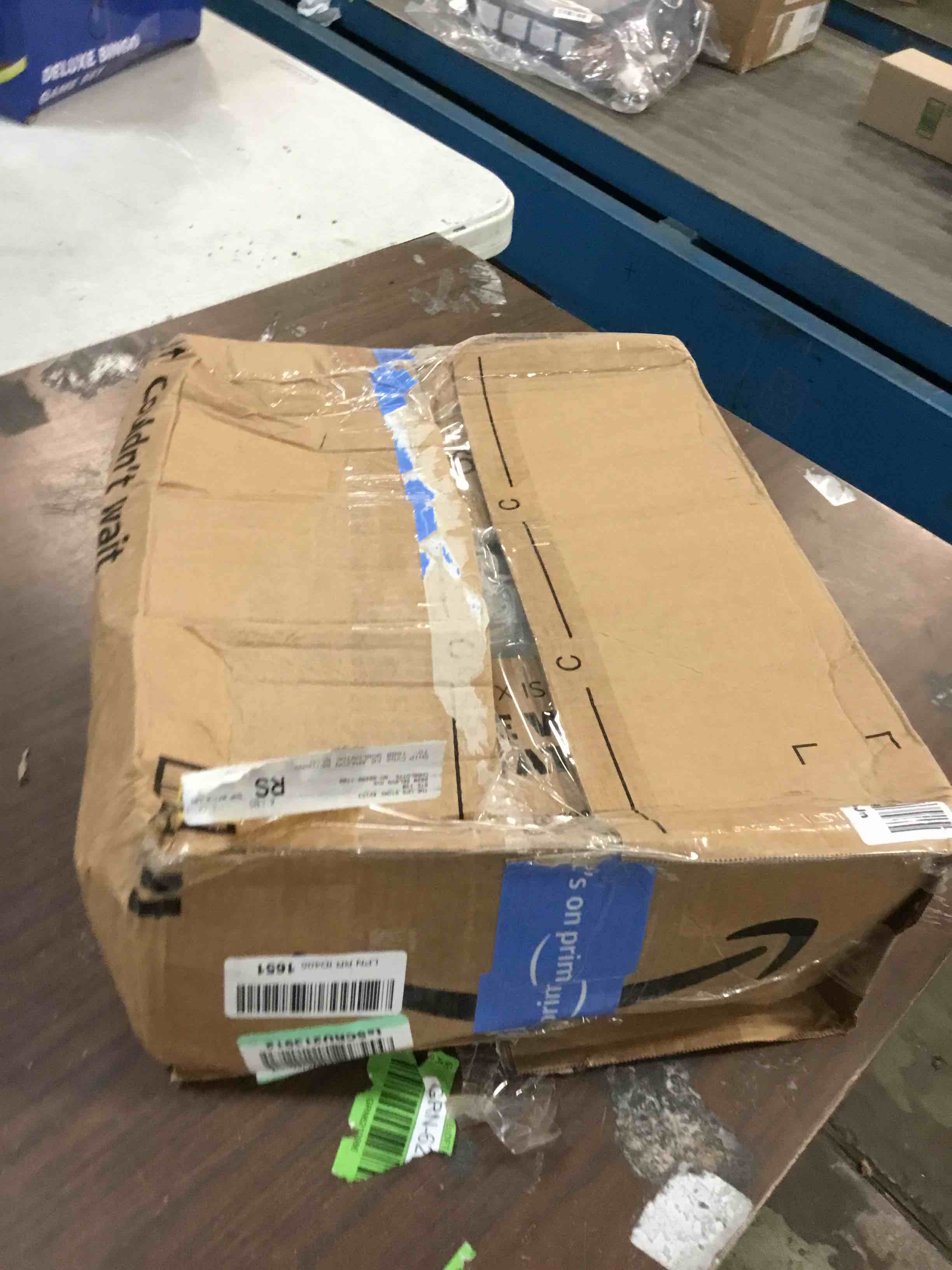 https://s3.amazonaws.com/lotting-images-prod/bidfta/GRN6210989_1712763077390.jpeg