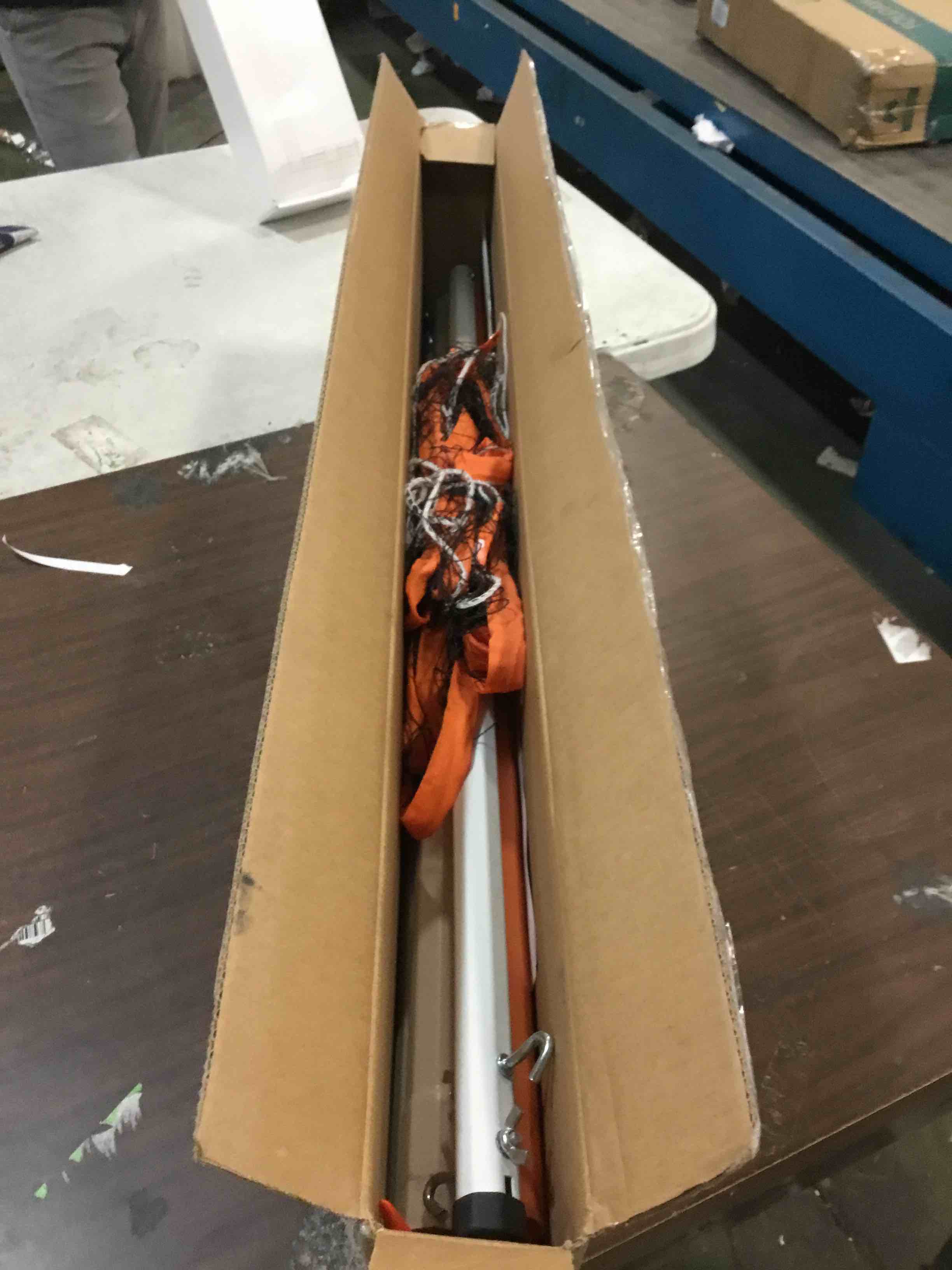 https://s3.amazonaws.com/lotting-images-prod/bidfta/GRN6211069_1712774623256.jpeg