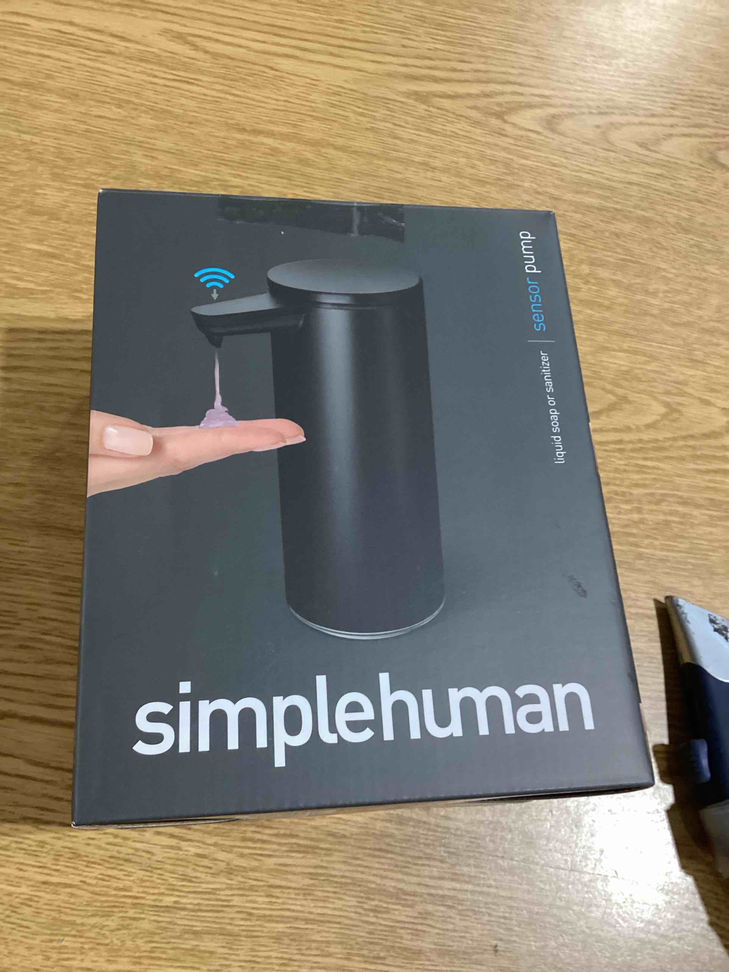 https://s3.amazonaws.com/lotting-images-prod/bidfta/GRN6212066_1714482708495.jpeg