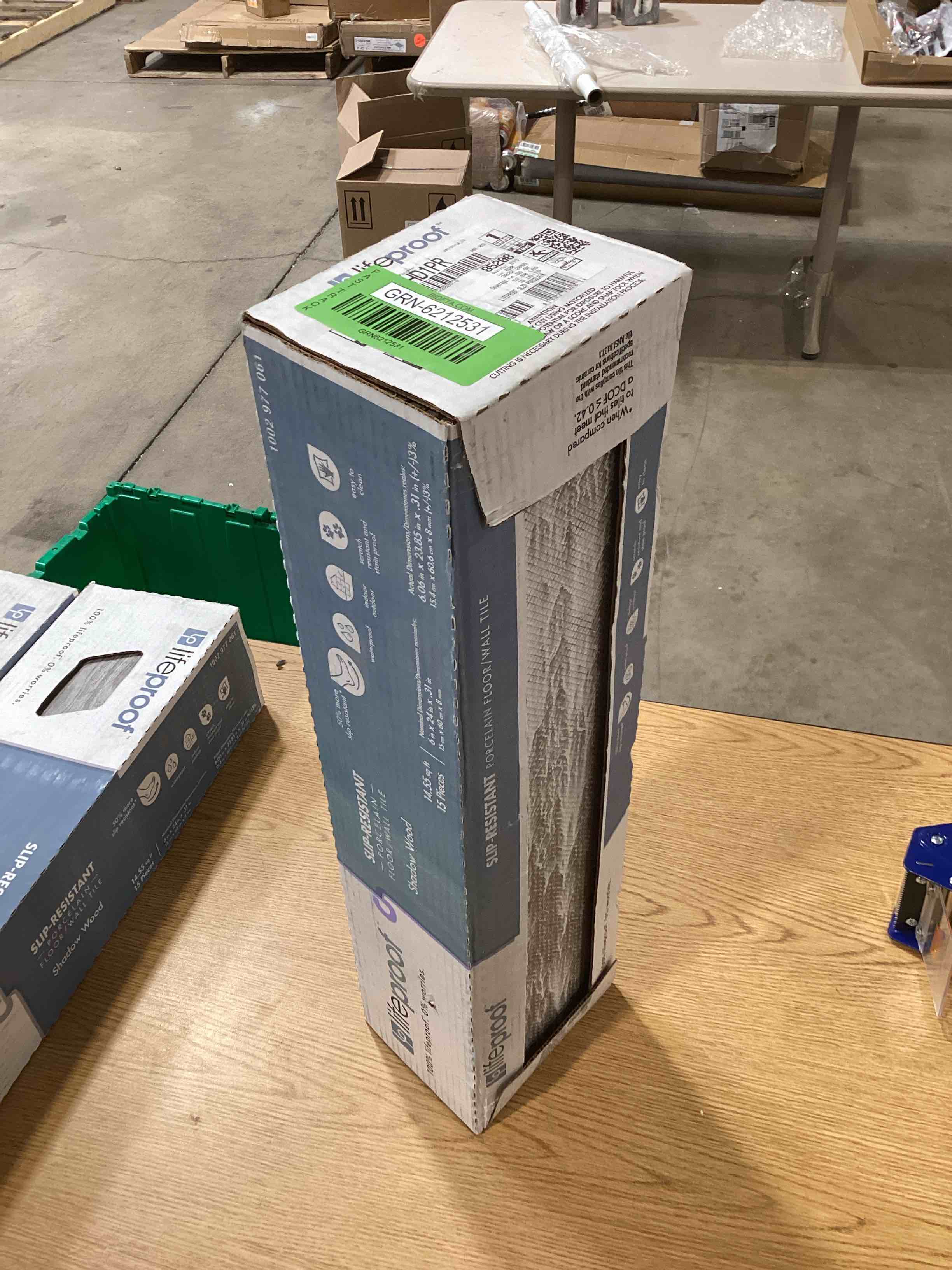https://s3.amazonaws.com/lotting-images-prod/bidfta/GRN6212547_1715099864920.jpeg