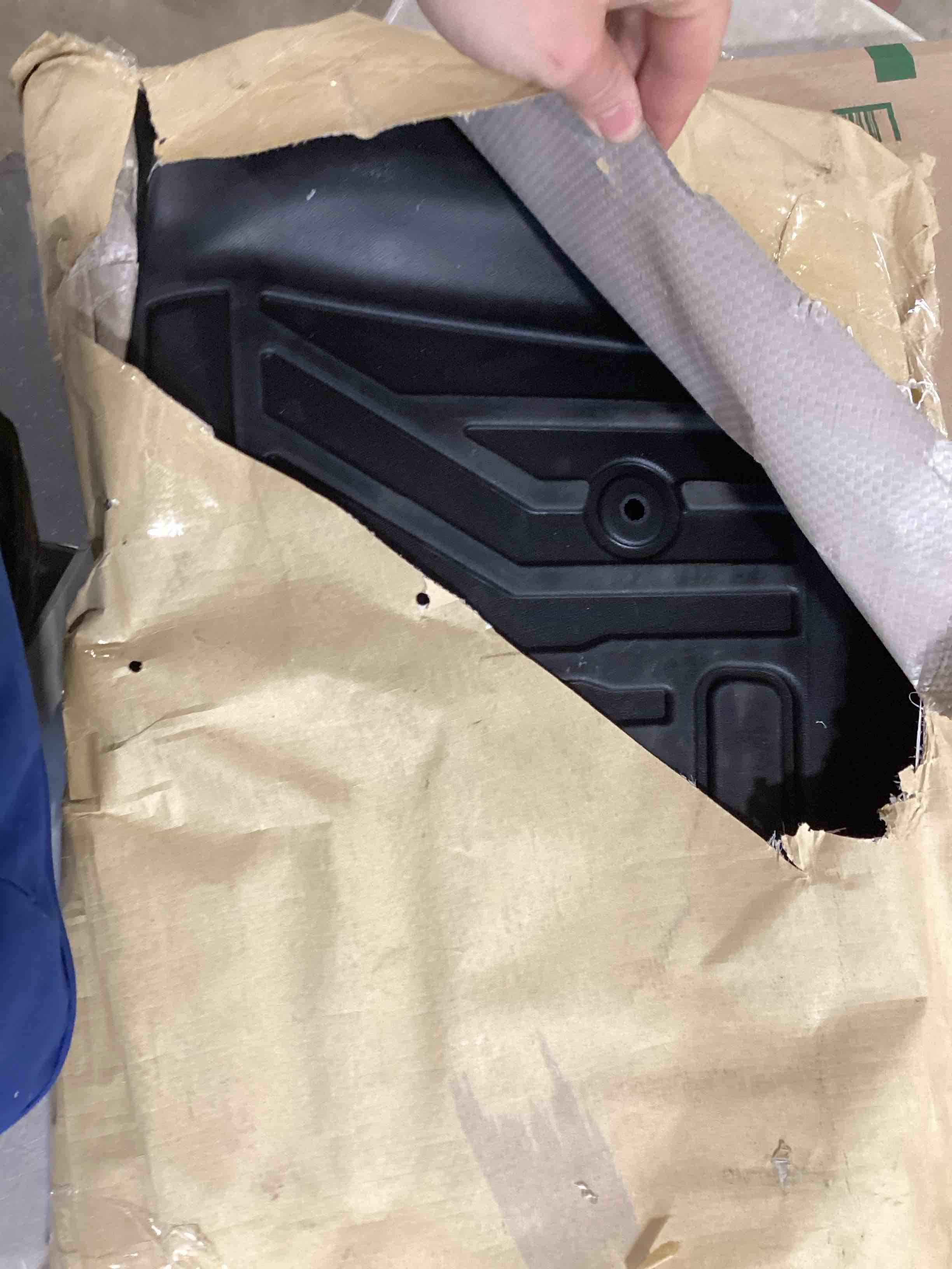 Front Floor Mats for 1999-2007 Ford F-250 / F-350 / F-450 / F-550 Super Duty (All Models) / 2000-2005 Excursion Accessories All Weather Floor Liners 1st Row Set Black