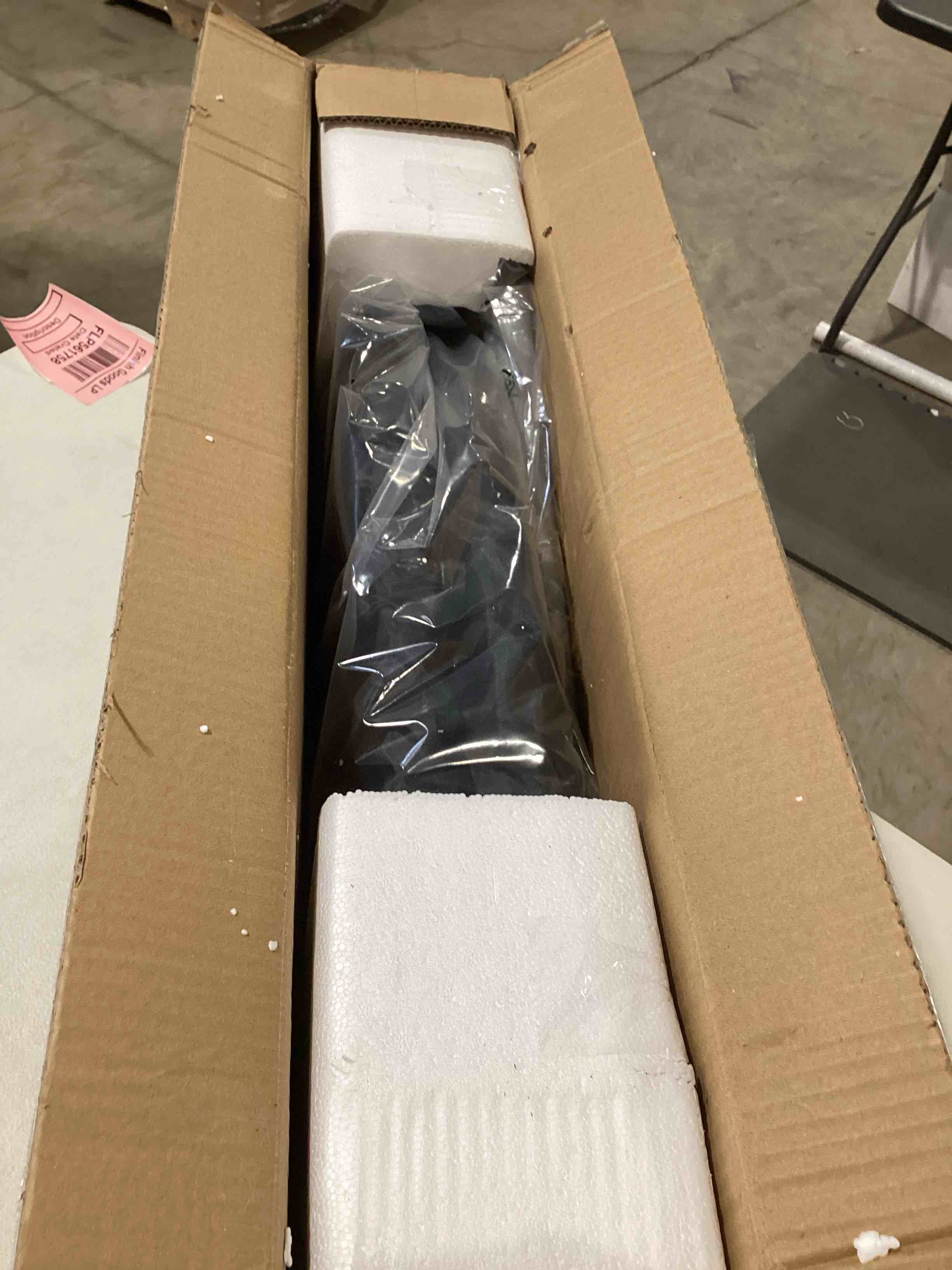 https://s3.amazonaws.com/lotting-images-prod/bidfta/GRN6213158_1716032207729.jpeg