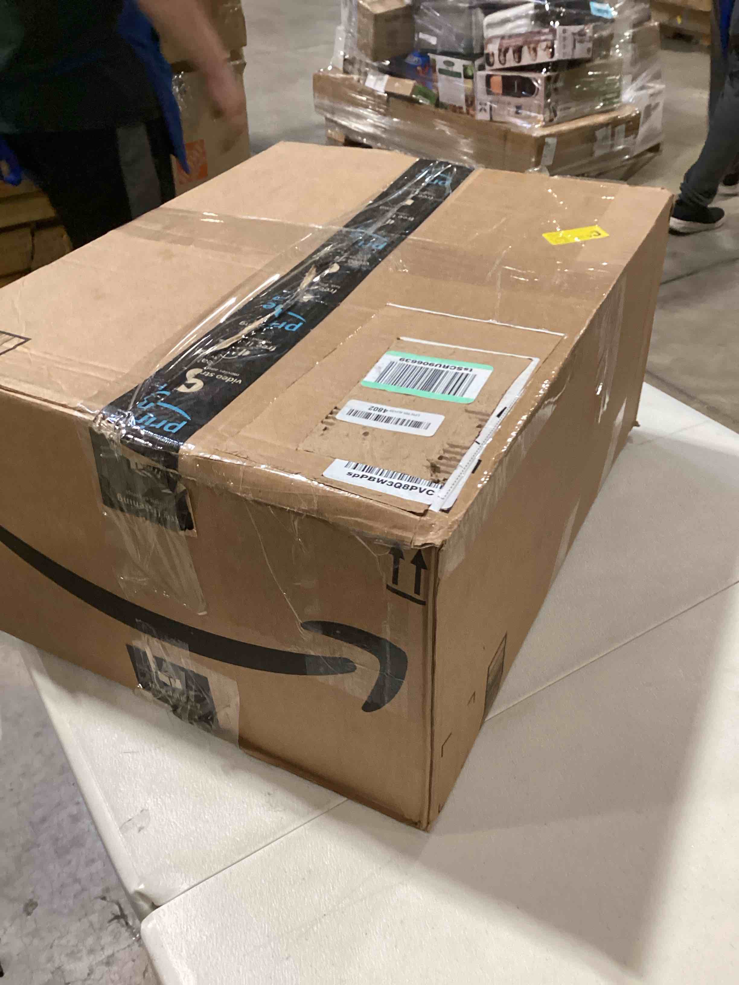 https://s3.amazonaws.com/lotting-images-prod/bidfta/GRN6213161_1716032893324.jpeg