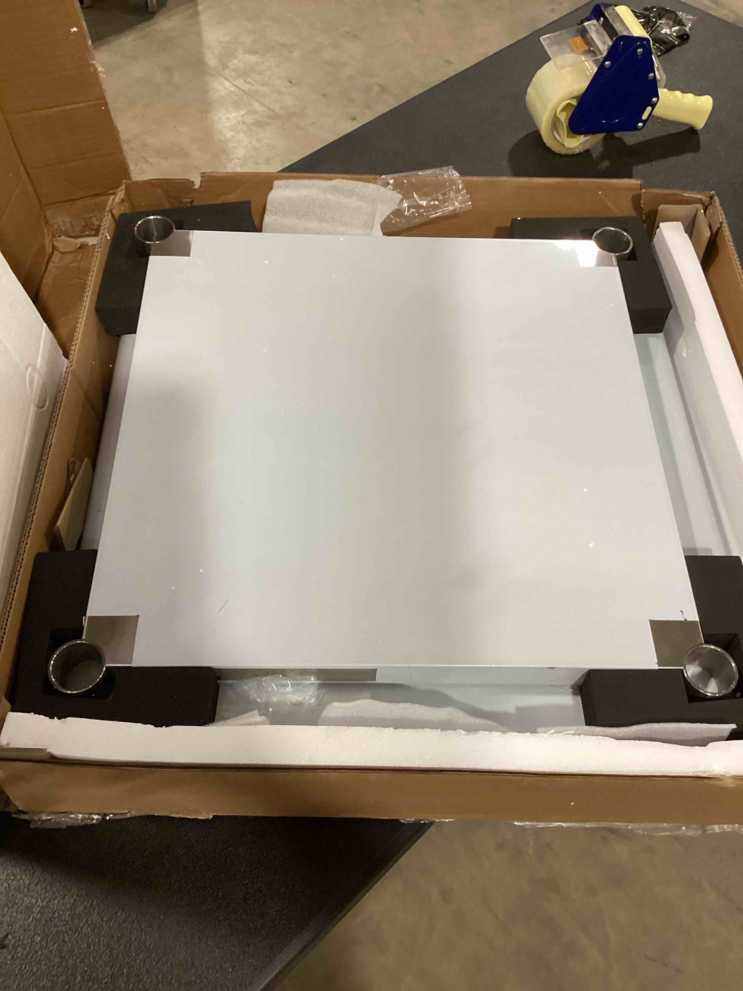 https://s3.amazonaws.com/lotting-images-prod/bidfta/GRN6213599_1714488488390.jpeg
