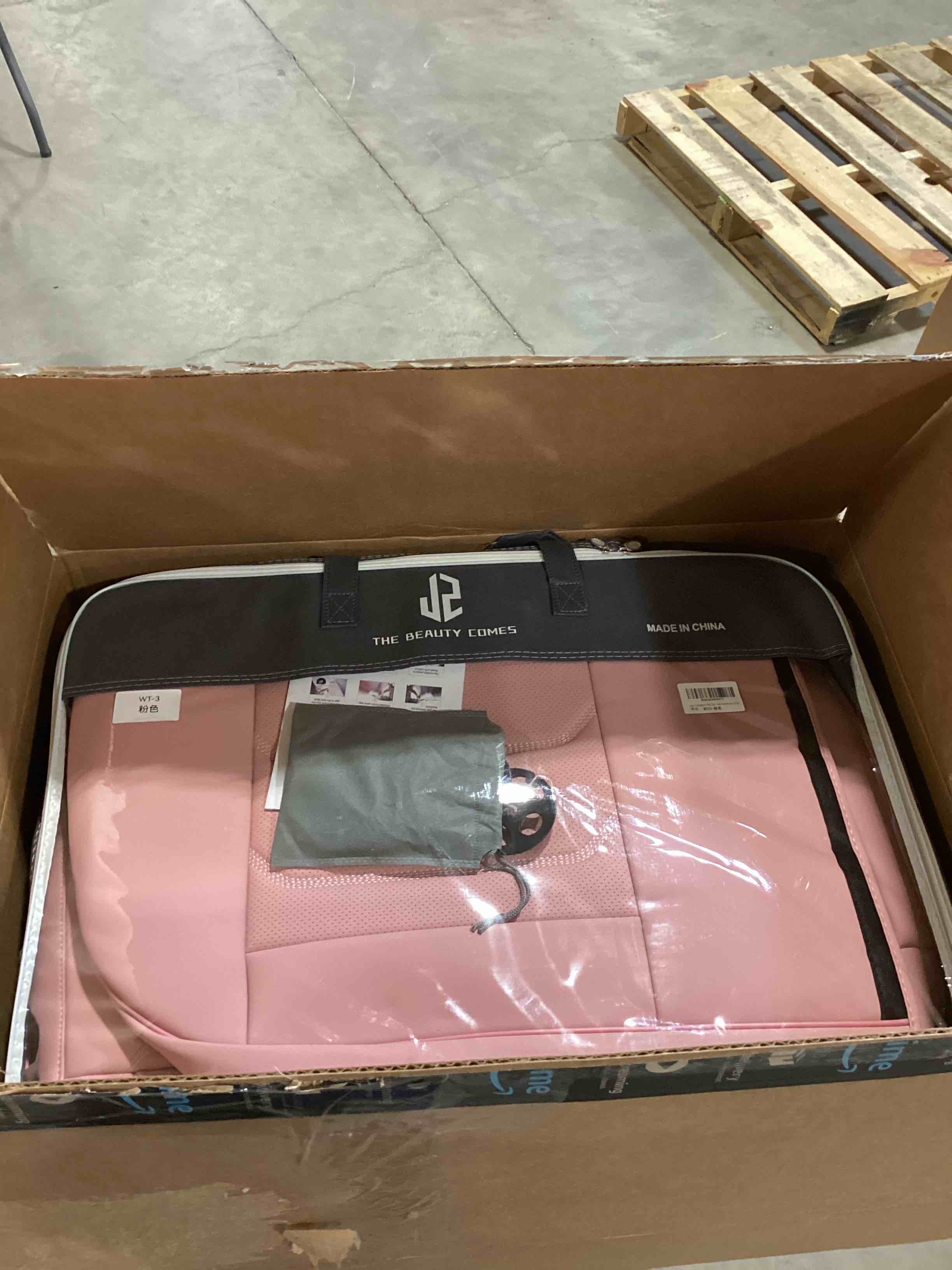 https://s3.amazonaws.com/lotting-images-prod/bidfta/GRN6213812_1714753488764.jpeg