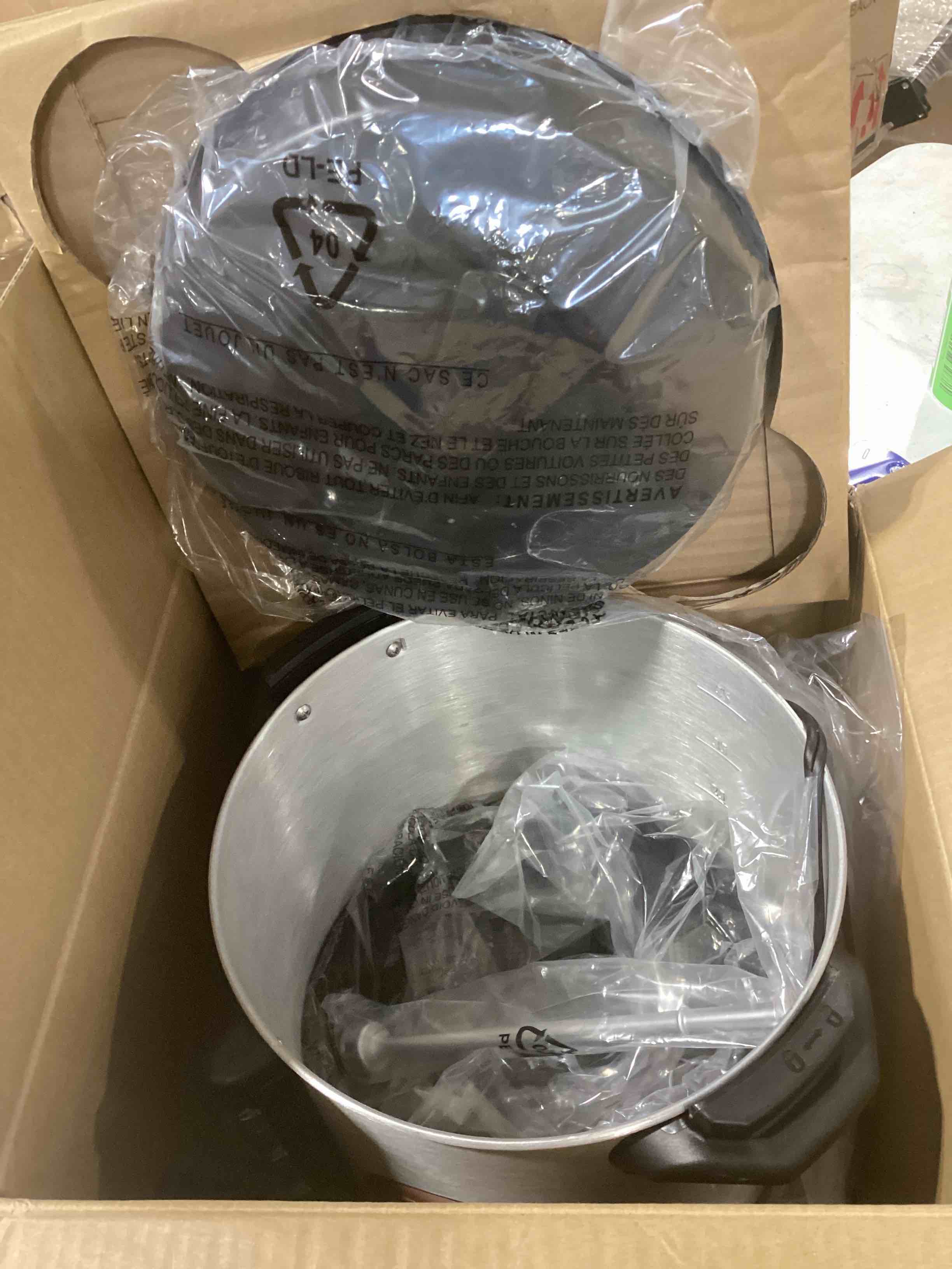 https://s3.amazonaws.com/lotting-images-prod/bidfta/GRN6214403_1715882628143.jpeg