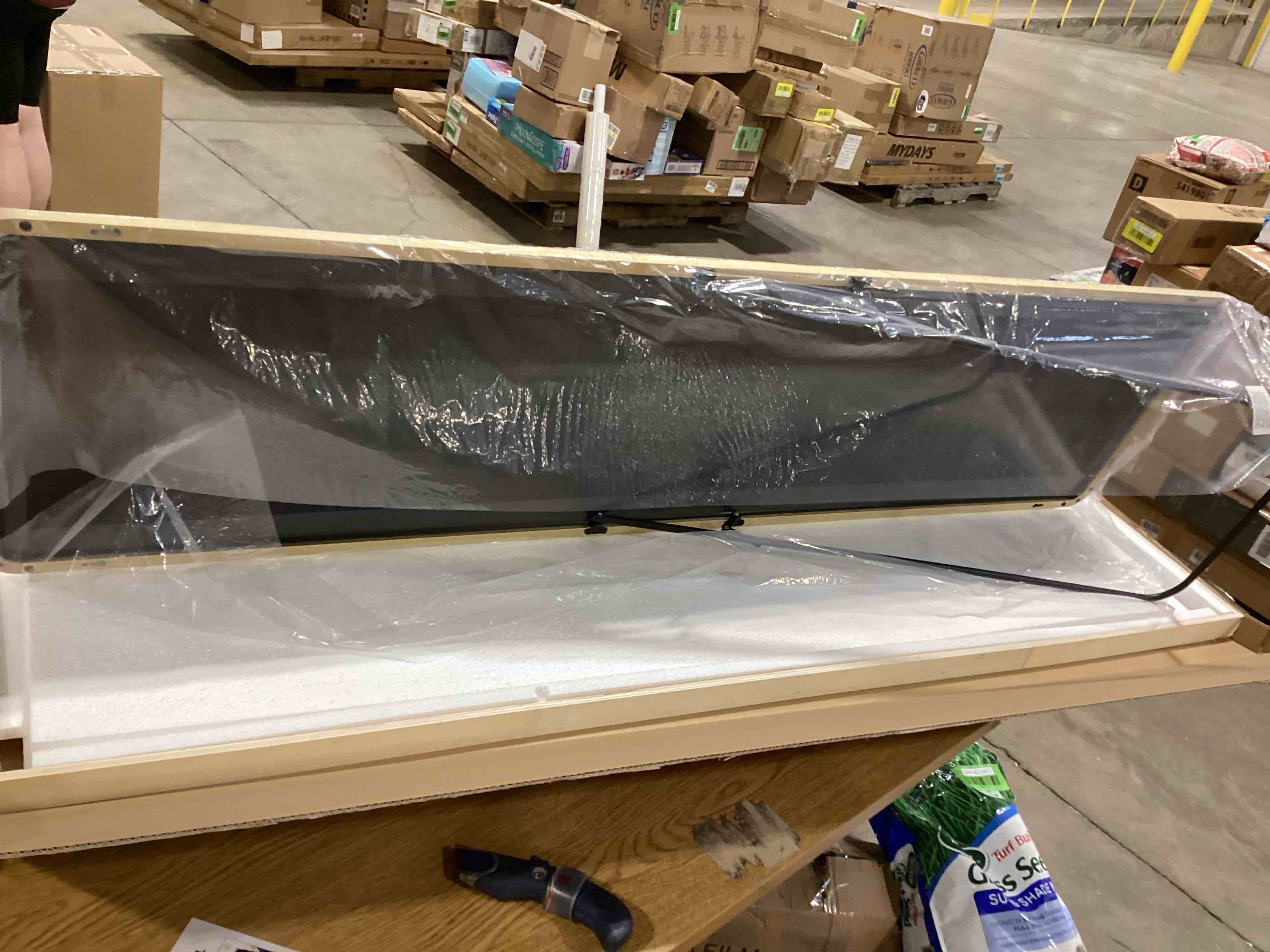 https://s3.amazonaws.com/lotting-images-prod/bidfta/GRN6214581_1716464193631.jpeg