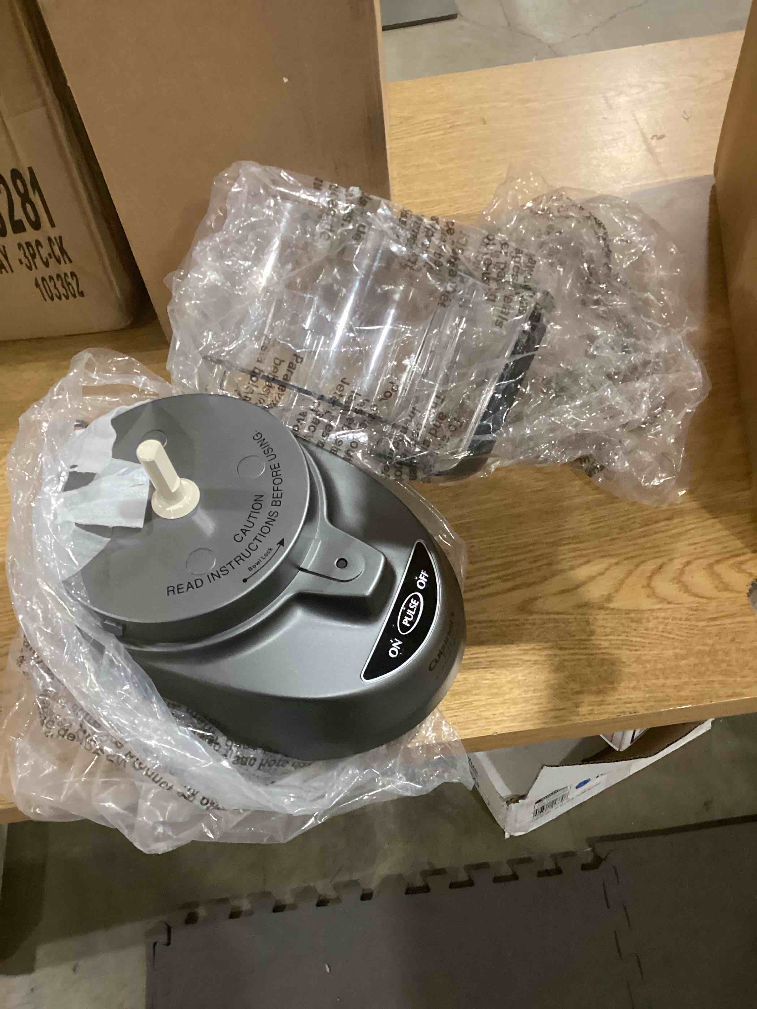https://s3.amazonaws.com/lotting-images-prod/bidfta/GRN6215317_1716896110829.jpeg