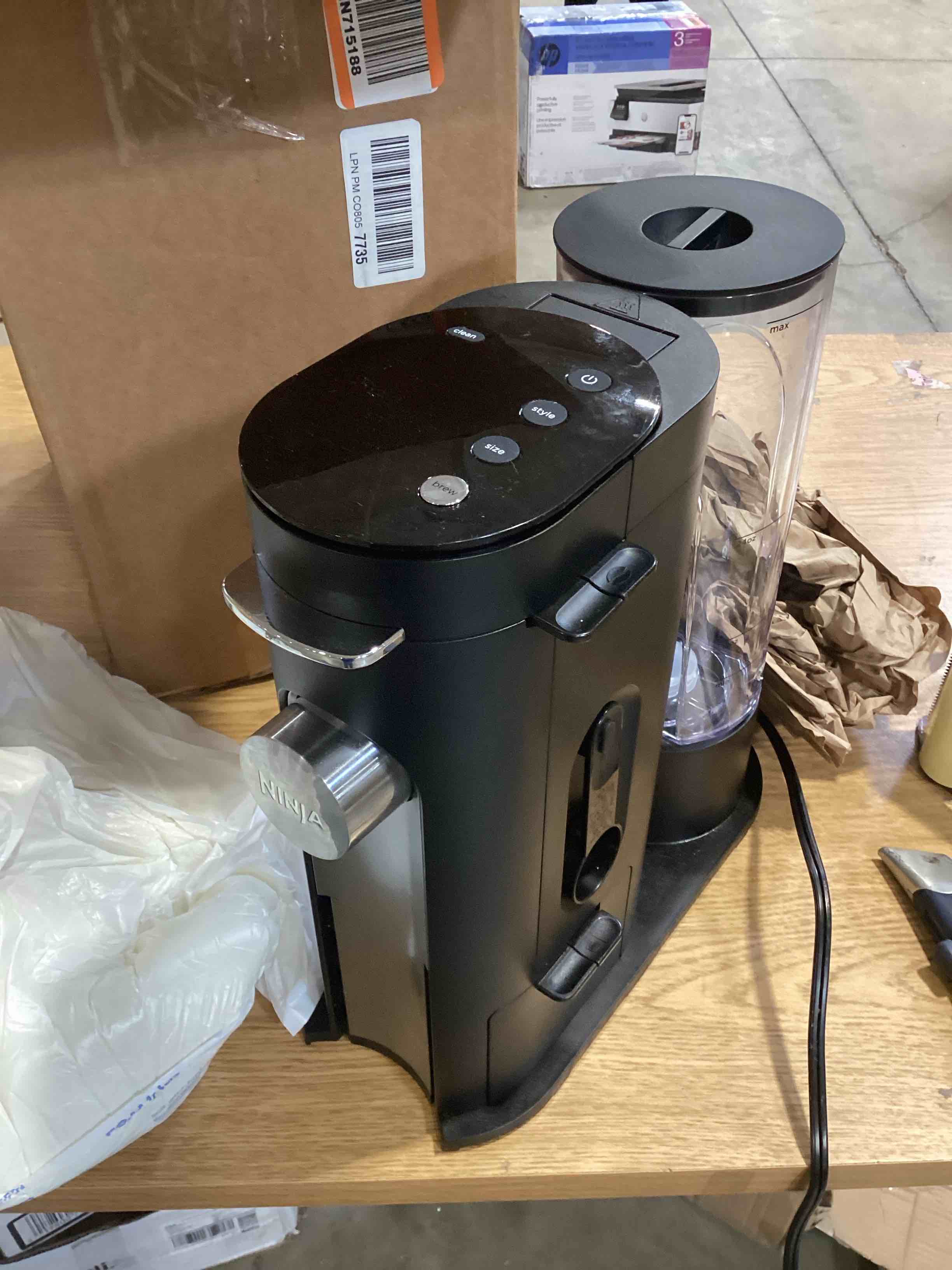 https://s3.amazonaws.com/lotting-images-prod/bidfta/GRN6215386_1716914331235.jpeg
