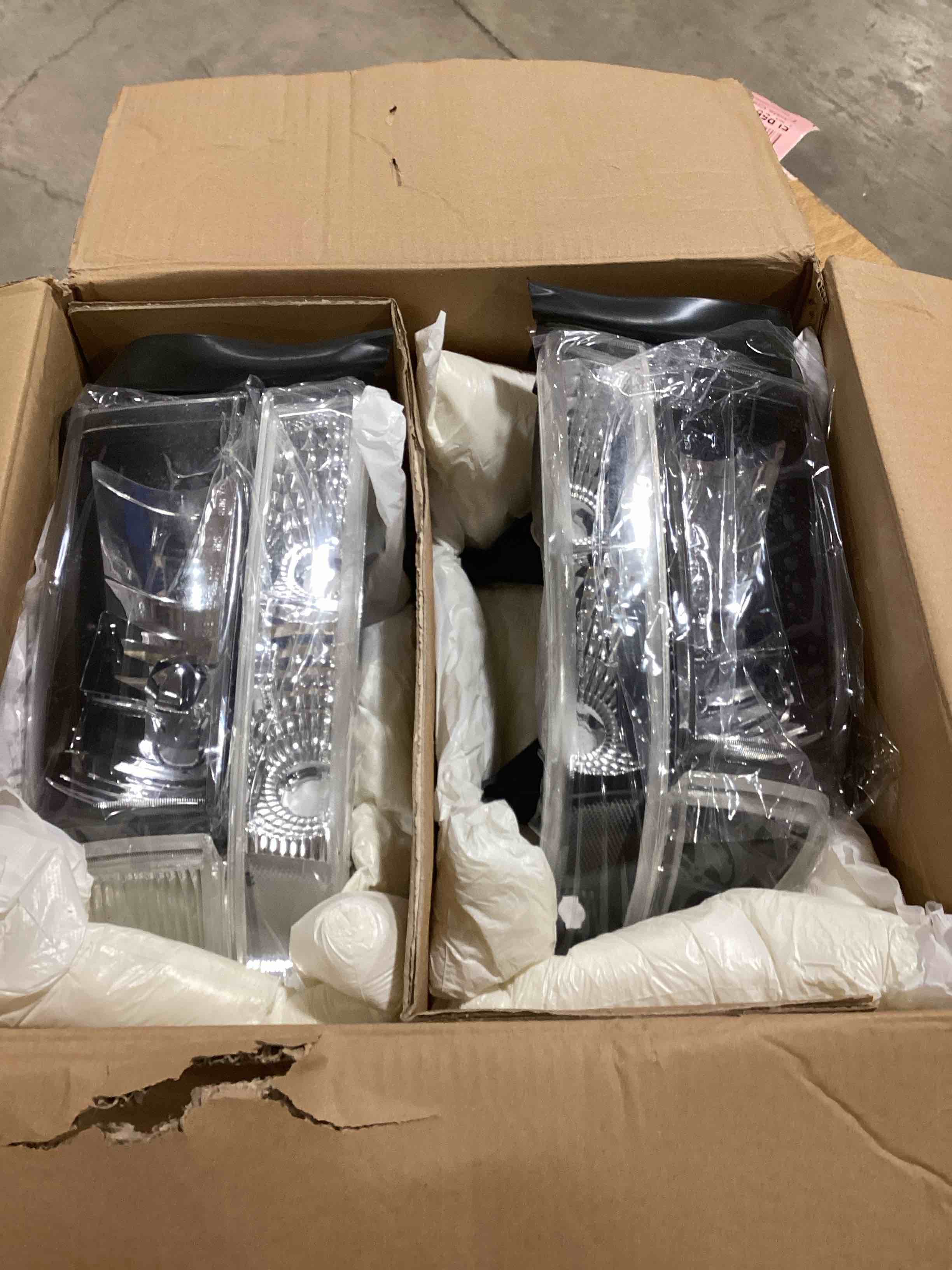 https://s3.amazonaws.com/lotting-images-prod/bidfta/GRN6215502_1716993278564.jpeg