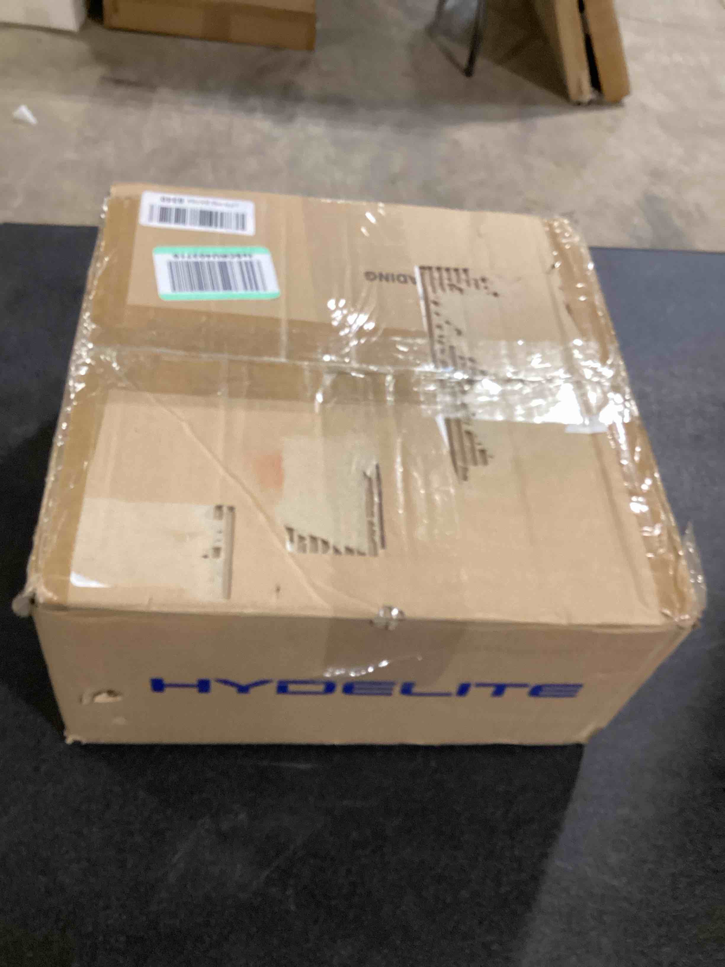 https://s3.amazonaws.com/lotting-images-prod/bidfta/GRN6215570_1717071263662.jpeg
