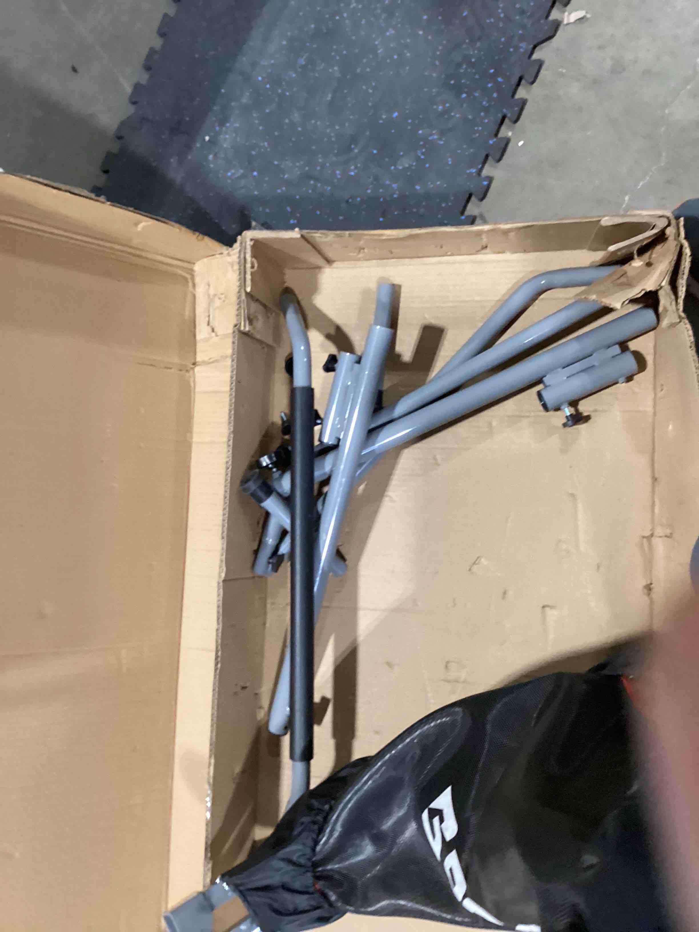 https://s3.amazonaws.com/lotting-images-prod/bidfta/GRN6216487_1716290286979.jpeg