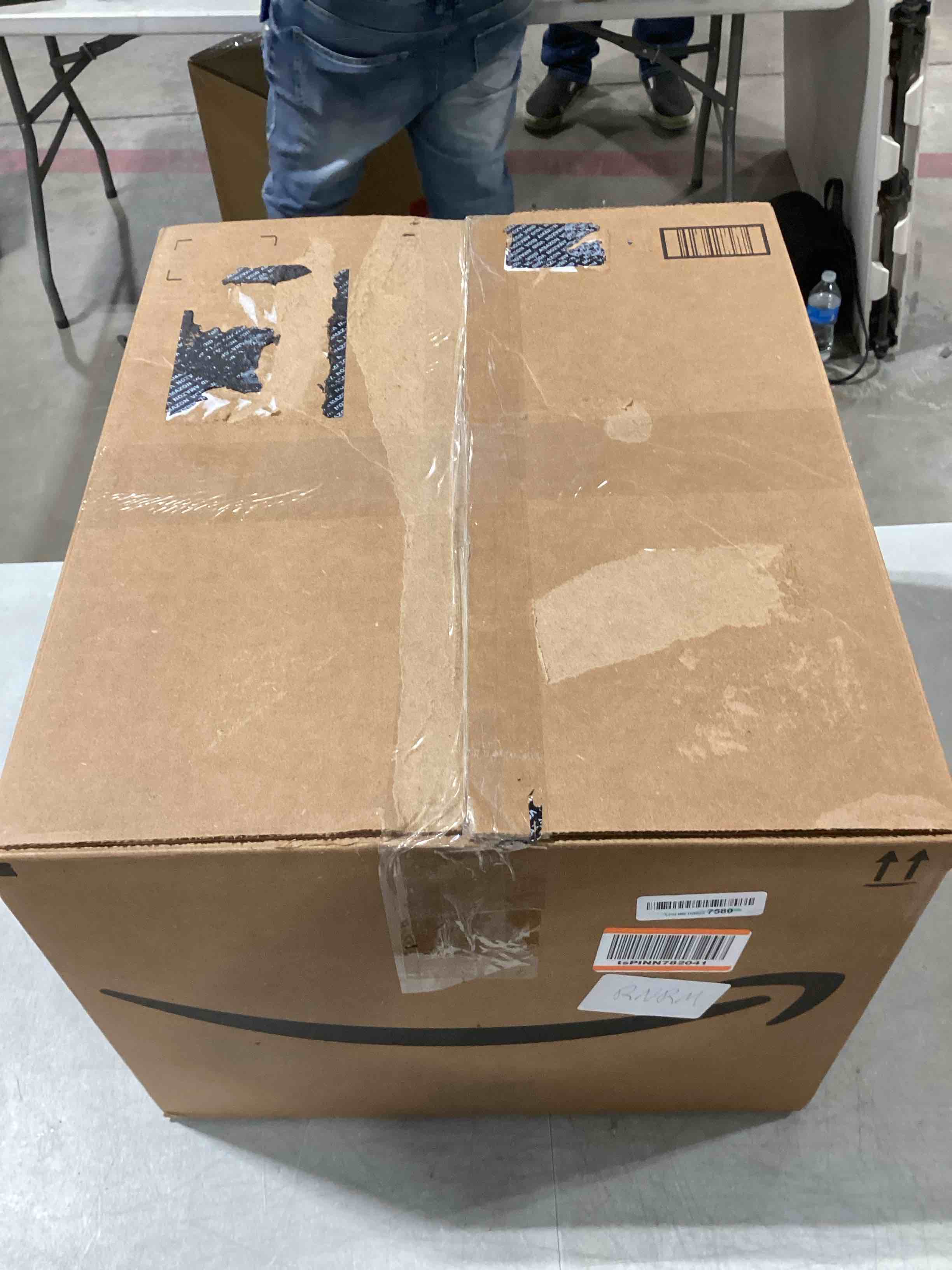 https://s3.amazonaws.com/lotting-images-prod/bidfta/GRN6217074_1718024169540.jpeg