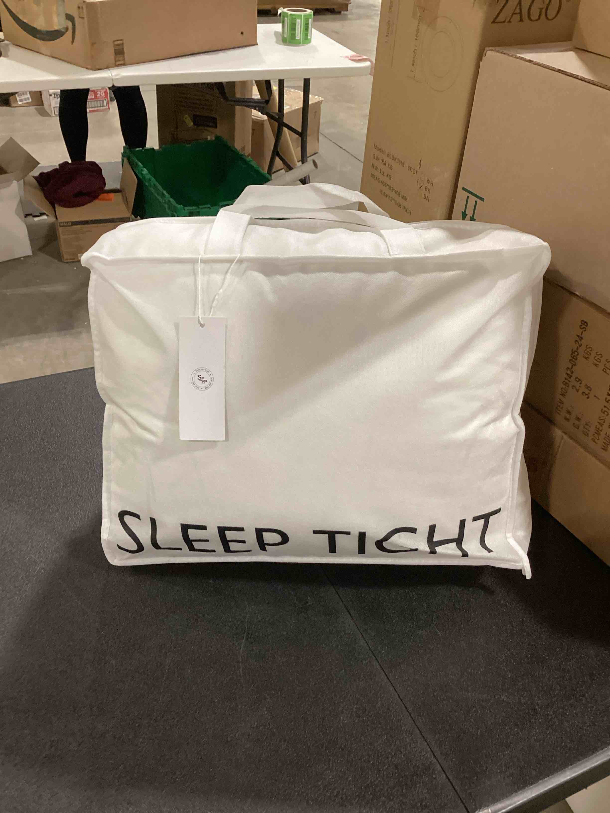 https://s3.amazonaws.com/lotting-images-prod/bidfta/GRN6217998_1716204864044.jpeg