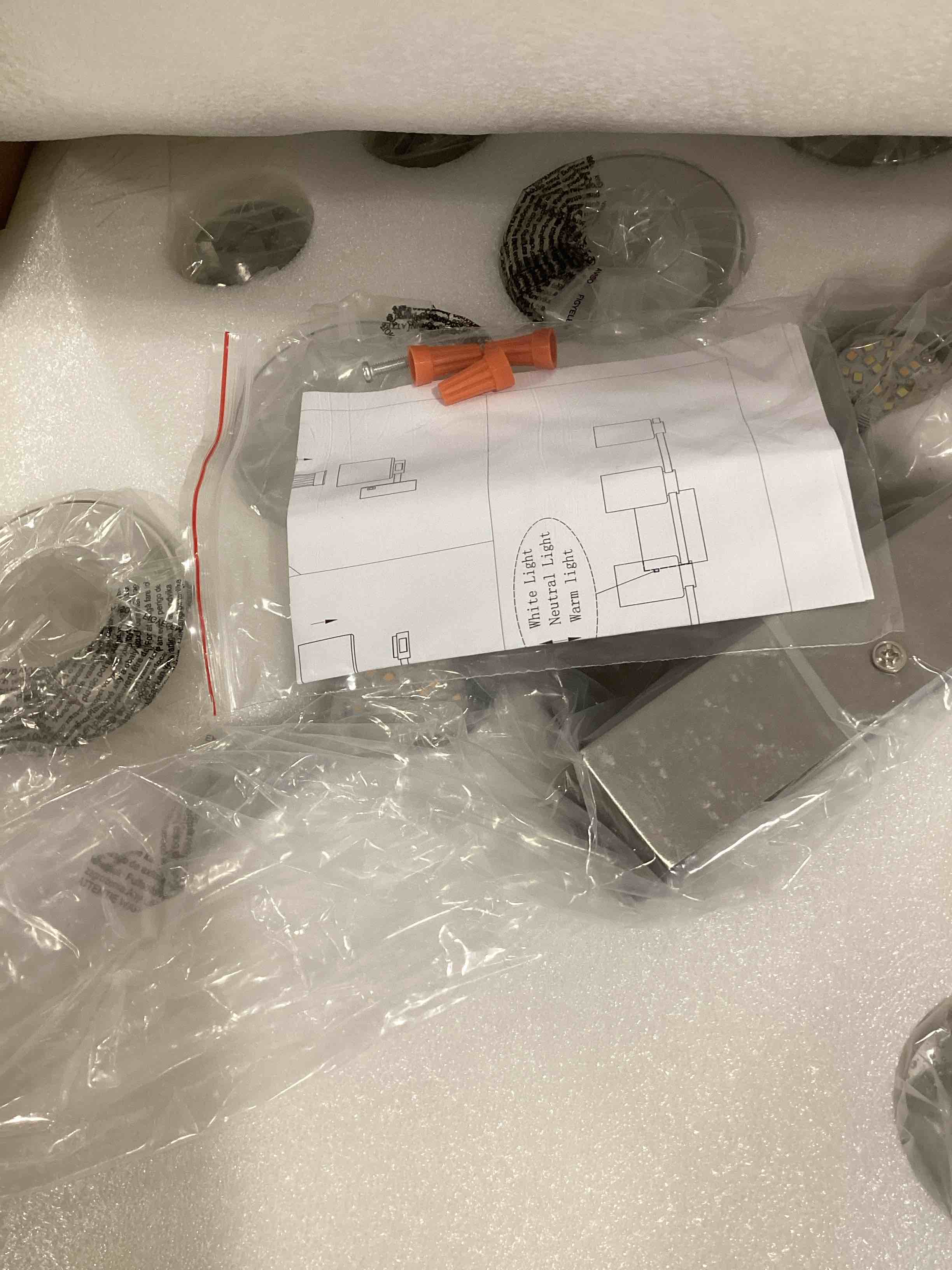 https://s3.amazonaws.com/lotting-images-prod/bidfta/GRN6218000_1716205812966.jpeg