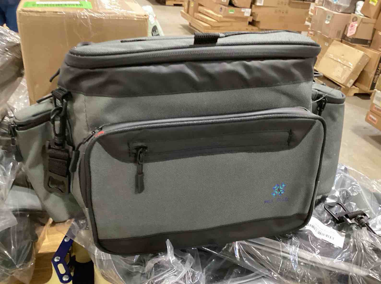 https://s3.amazonaws.com/lotting-images-prod/bidfta/GRN6218342_1717502098212.jpeg