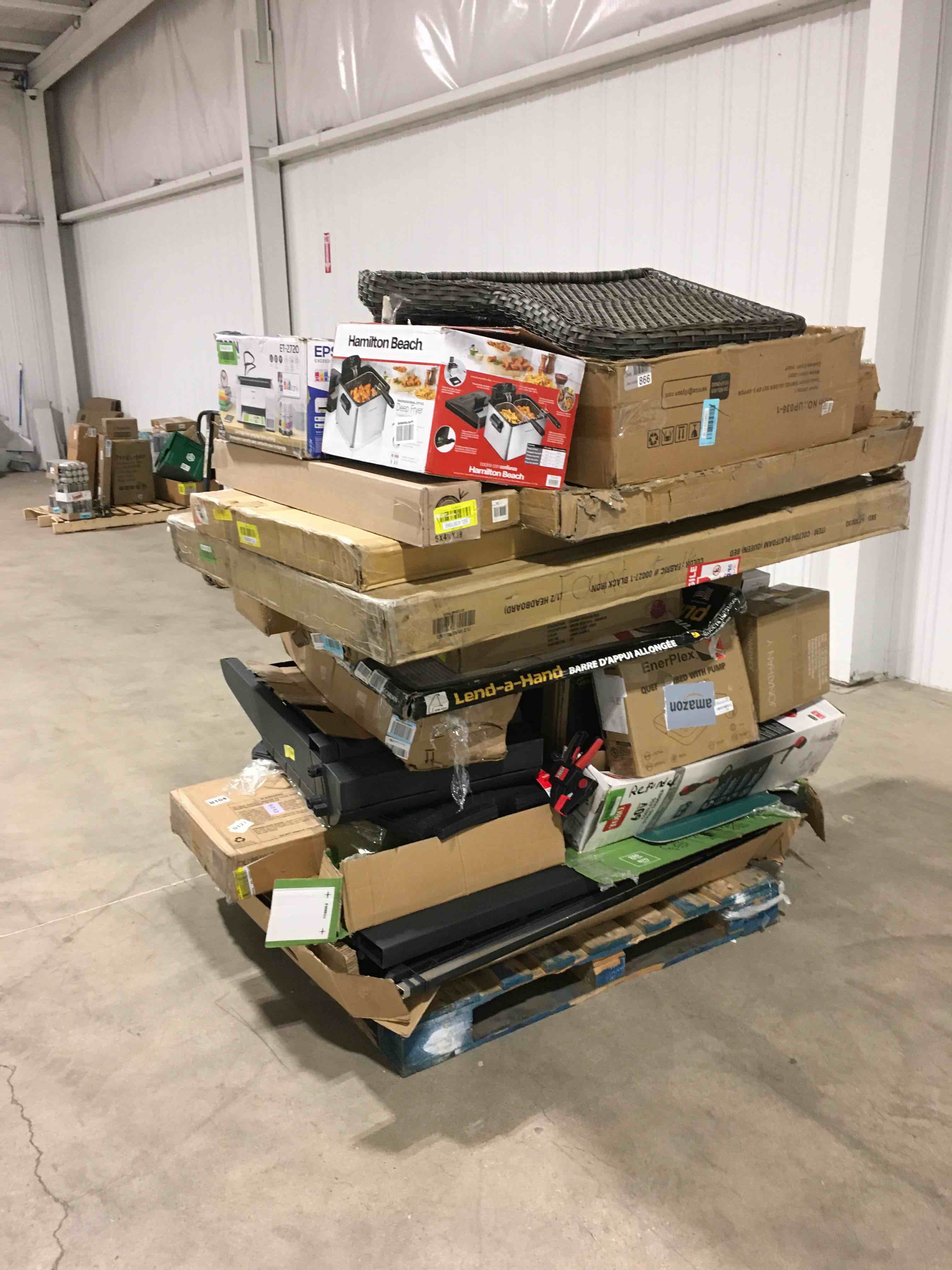 https://s3.amazonaws.com/lotting-images-prod/bidfta/GRN6220724_1716386088735.jpeg