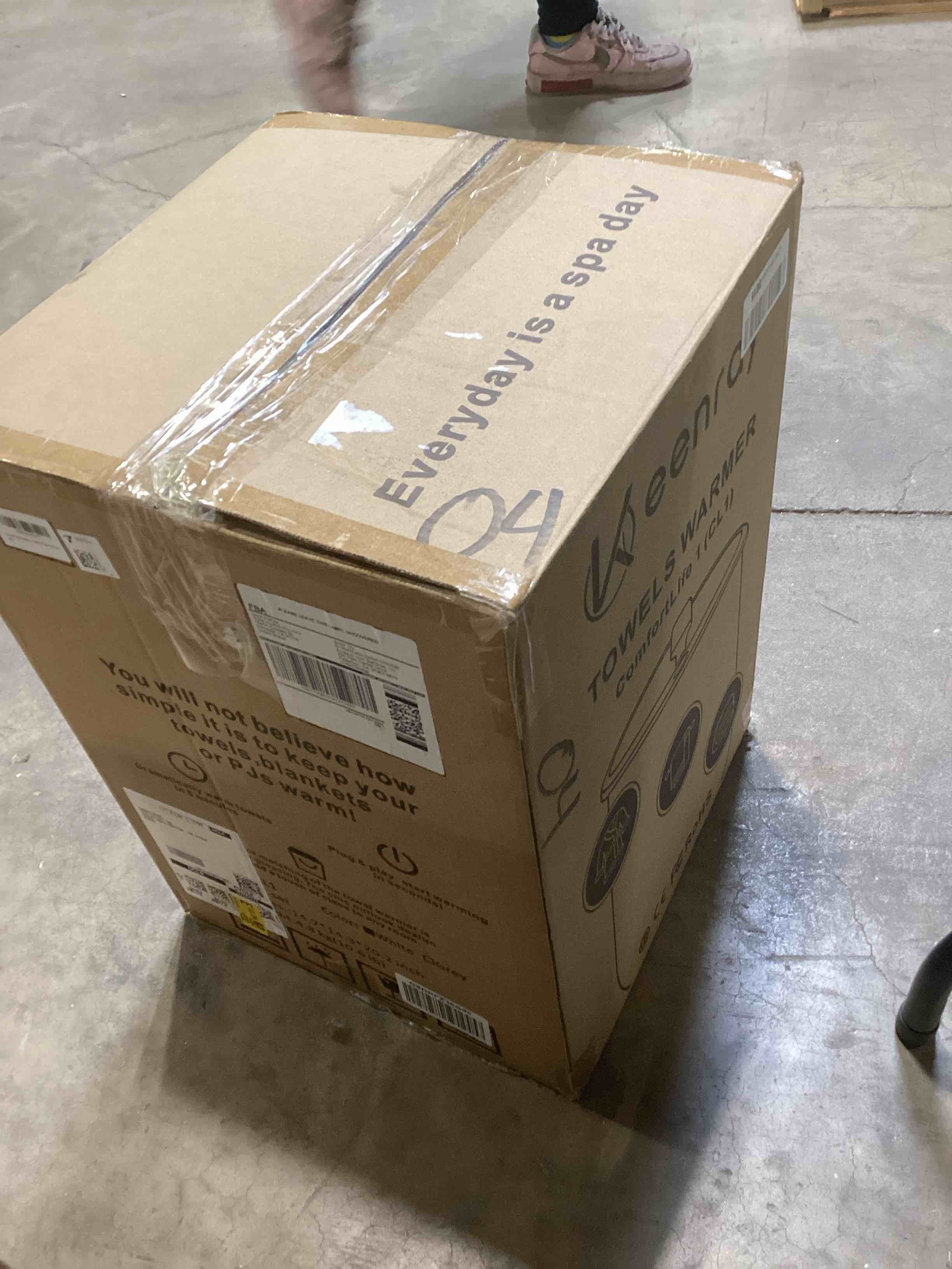 https://s3.amazonaws.com/lotting-images-prod/bidfta/GRN6221170_1714753851009.jpeg