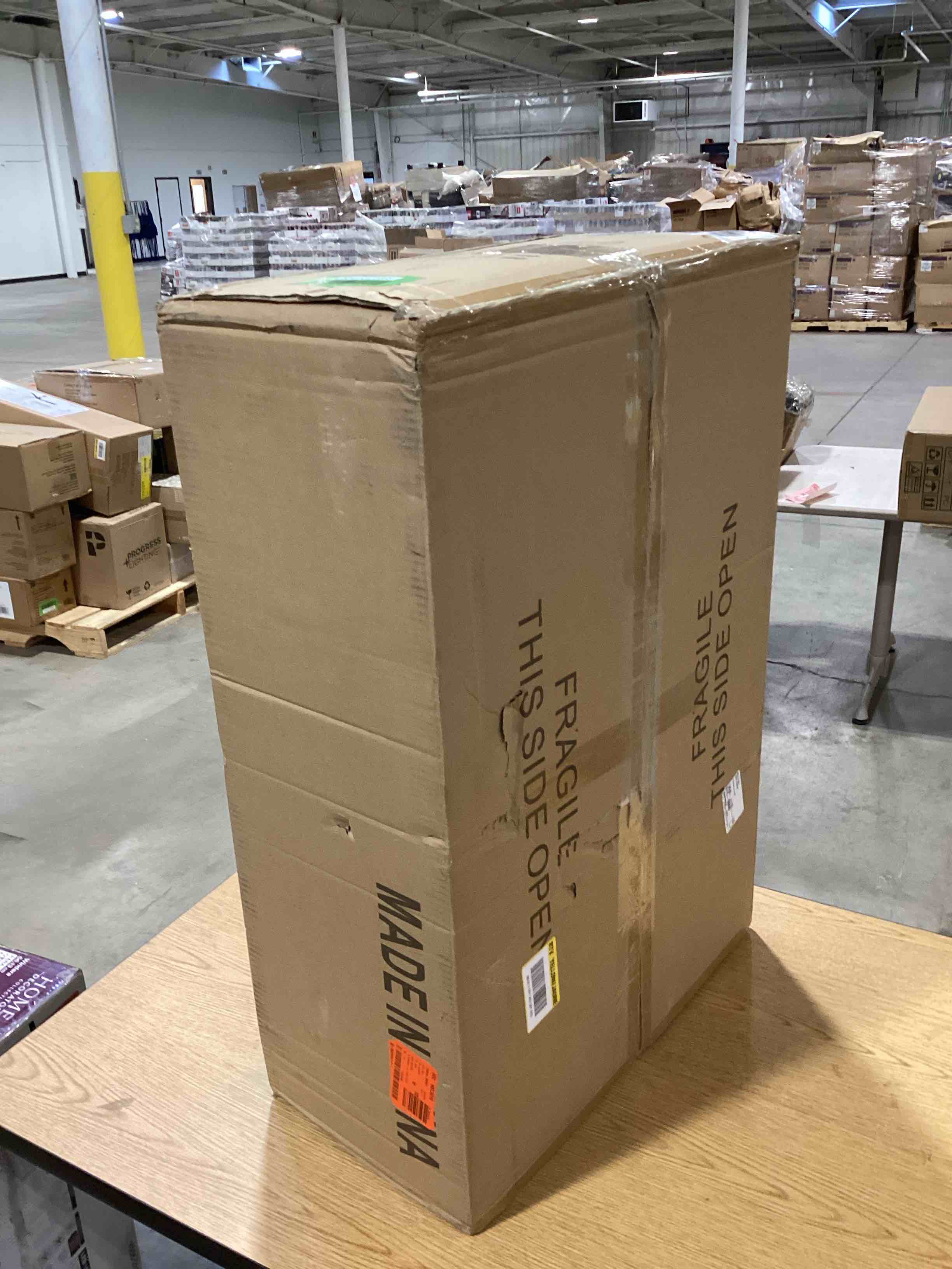 https://s3.amazonaws.com/lotting-images-prod/bidfta/GRN6221469_1715168723168.jpeg