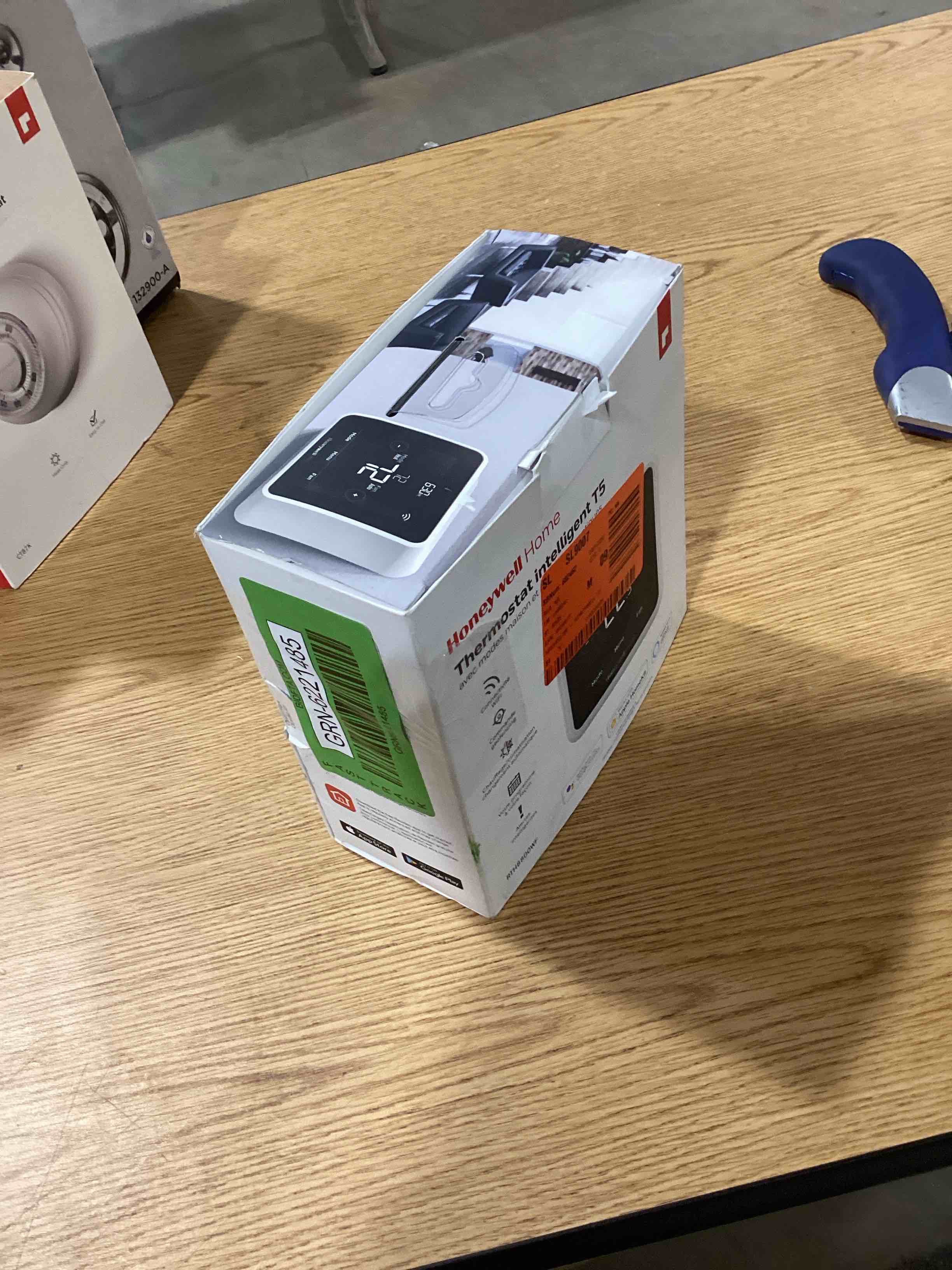 https://s3.amazonaws.com/lotting-images-prod/bidfta/GRN6221485_1715171635850.jpeg
