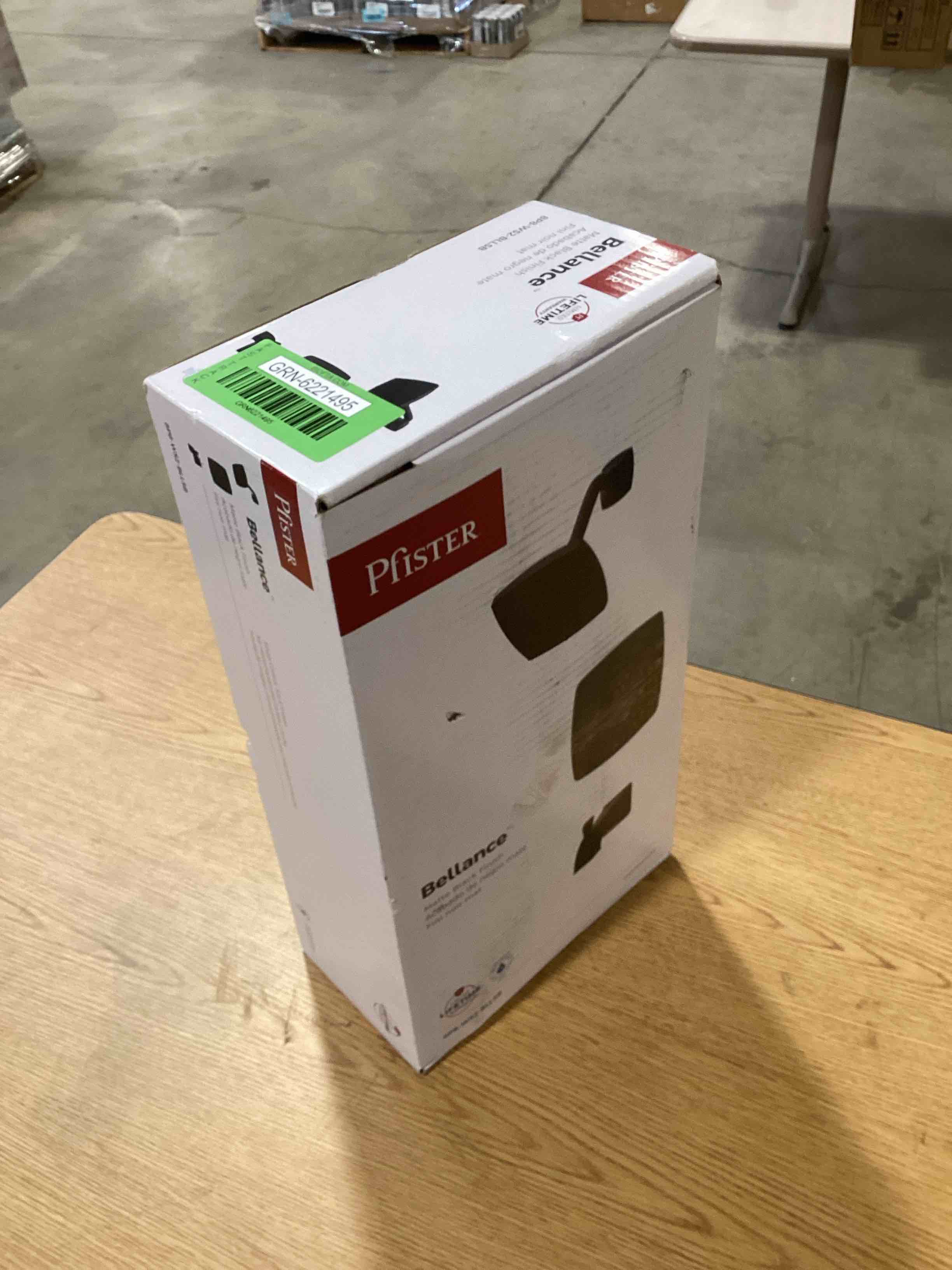 https://s3.amazonaws.com/lotting-images-prod/bidfta/GRN6221495_1715173308882.jpeg
