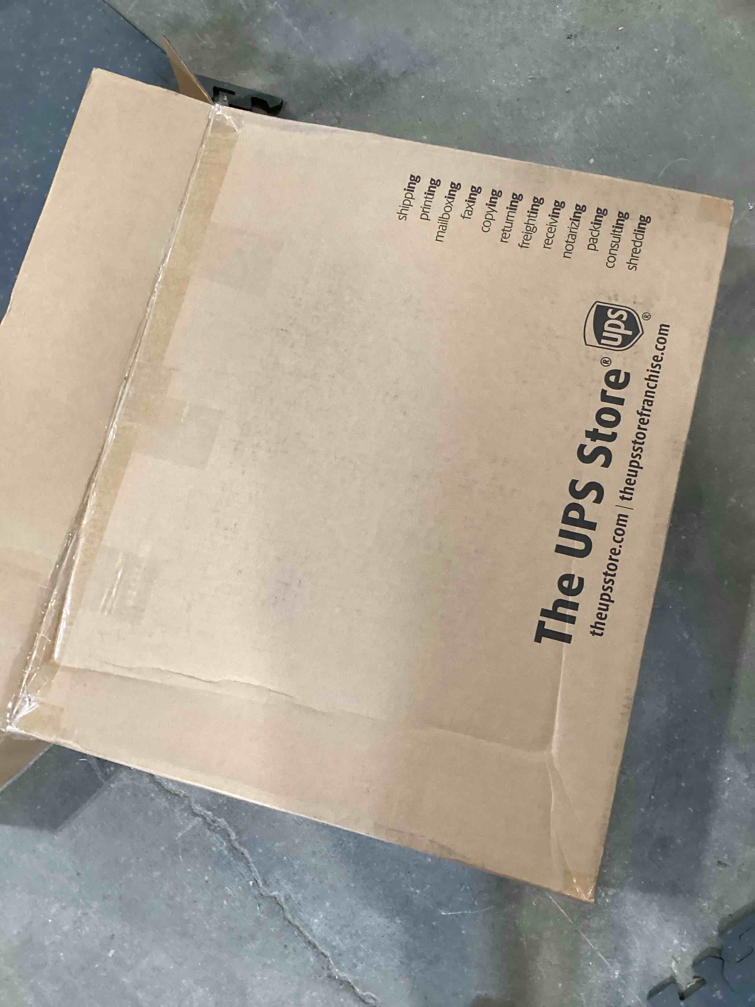 https://s3.amazonaws.com/lotting-images-prod/bidfta/GRN6221935_1716228408972.jpeg