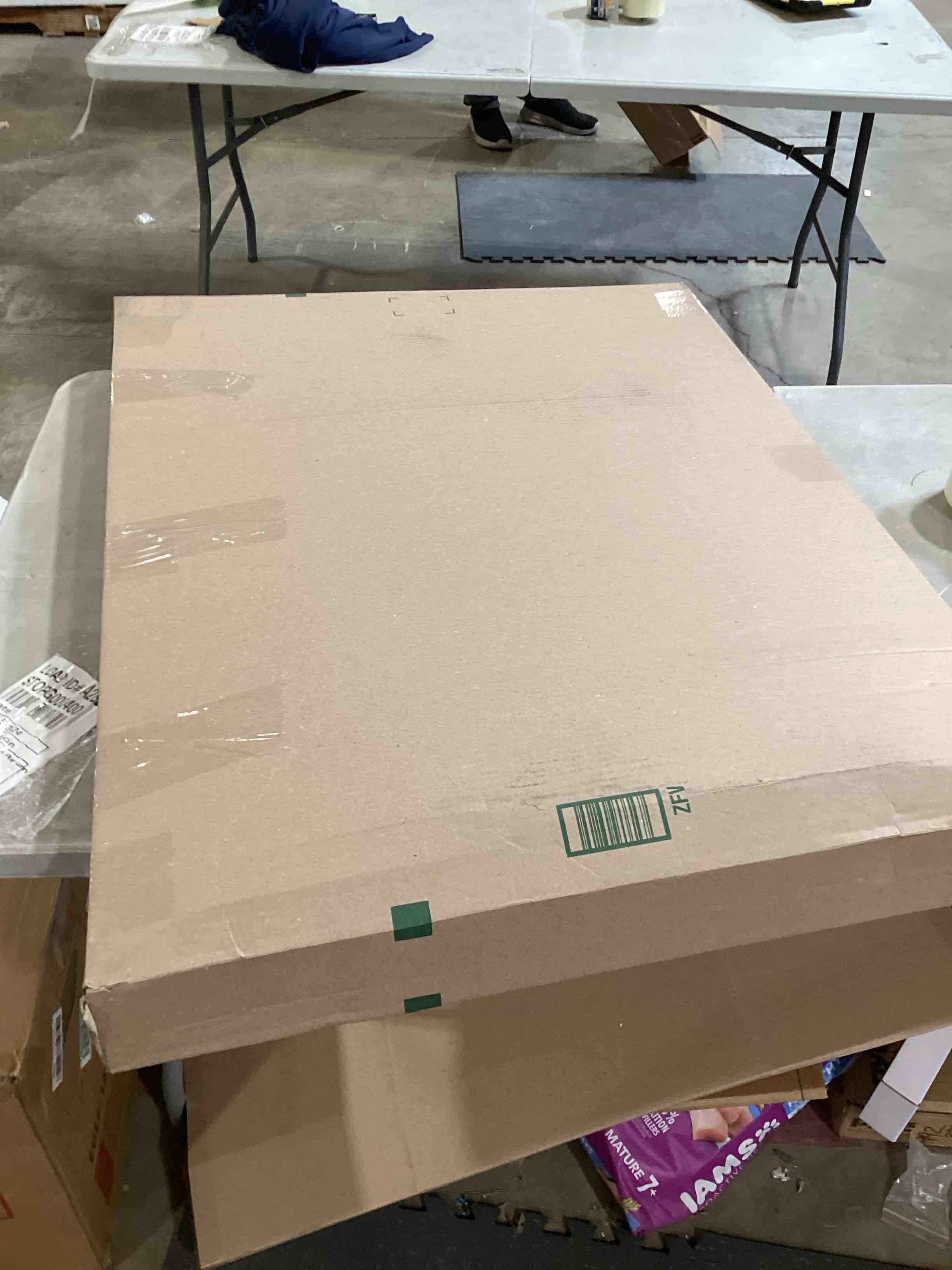 https://s3.amazonaws.com/lotting-images-prod/bidfta/GRN6221937_1716228929024.jpeg