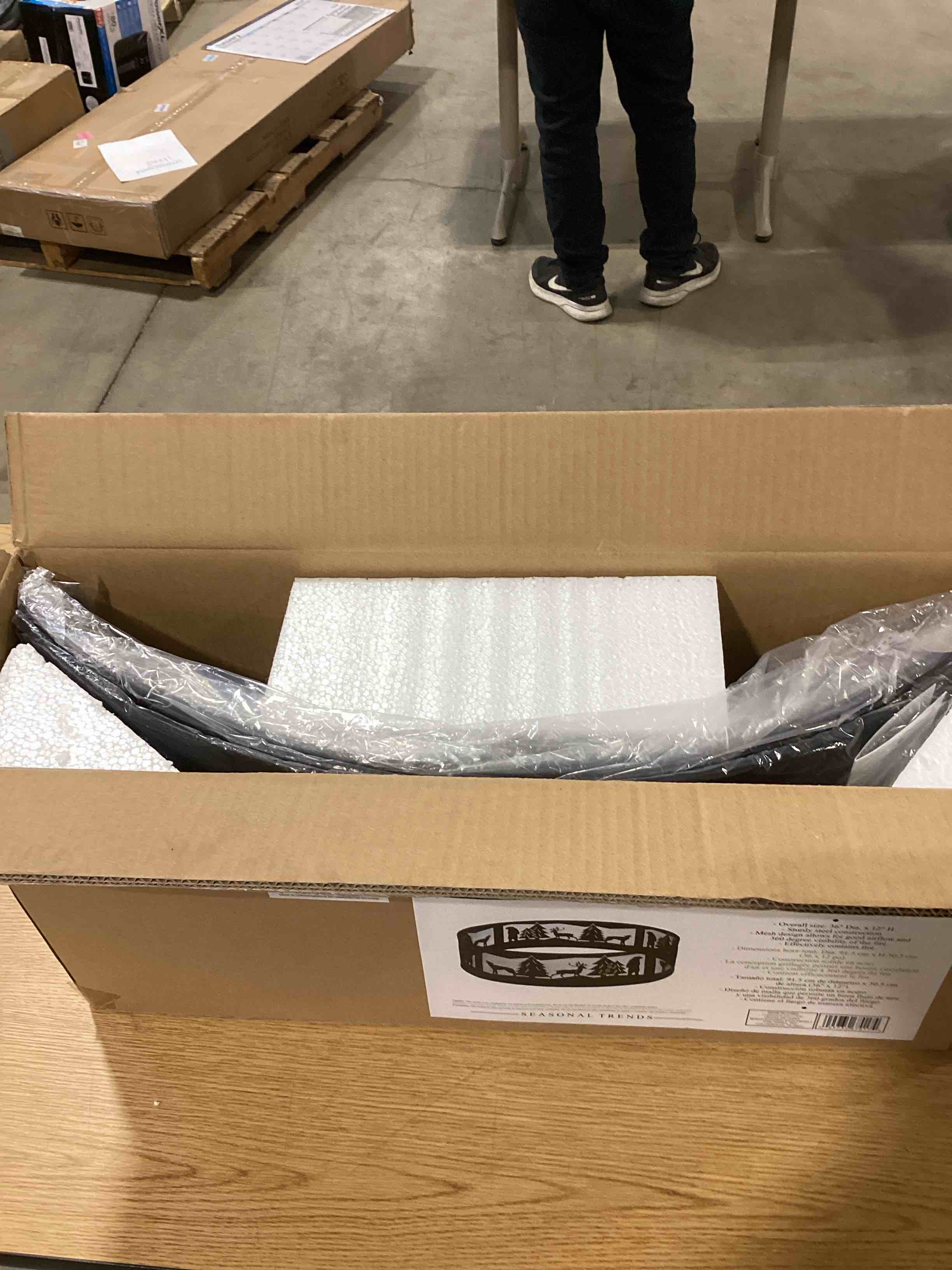 https://s3.amazonaws.com/lotting-images-prod/bidfta/GRN6222629_1713787774405.jpeg